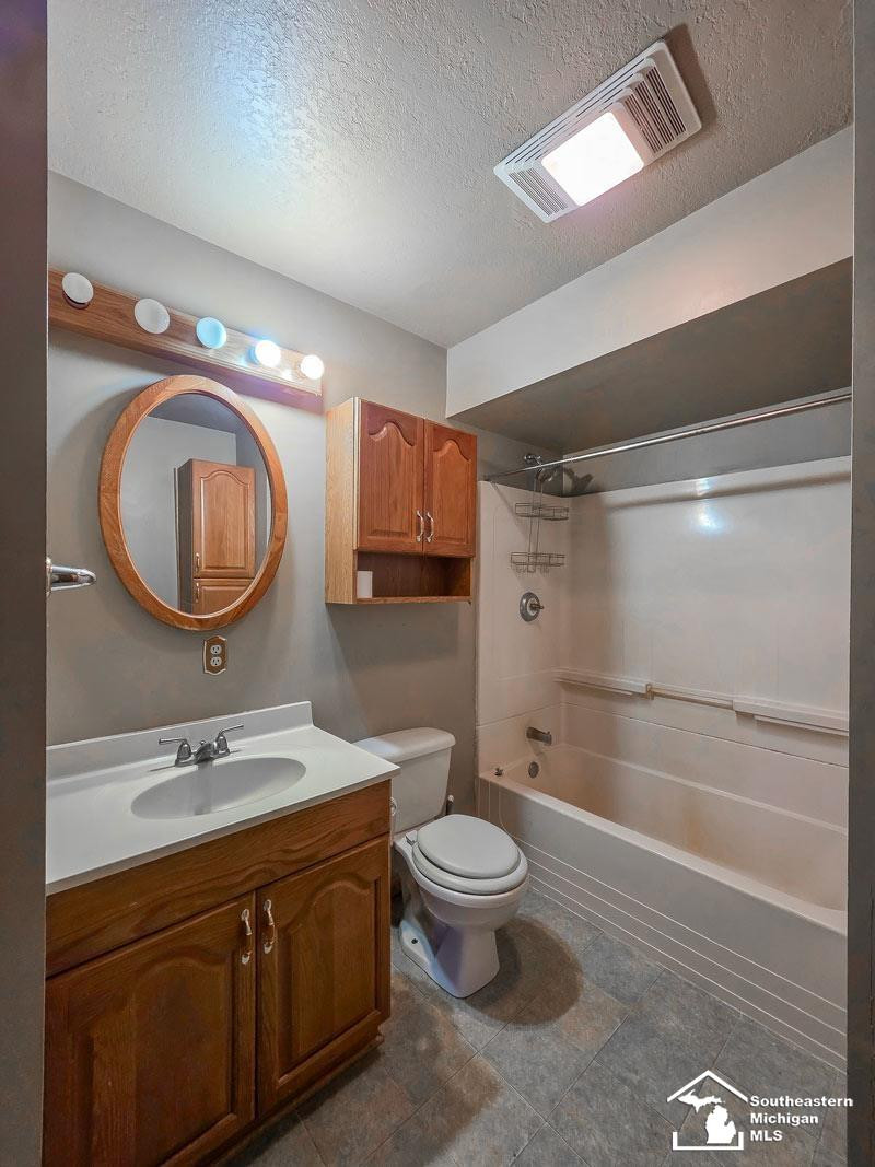 12793 Kelly K Drive, Ida, MI 48140 — Photo 18