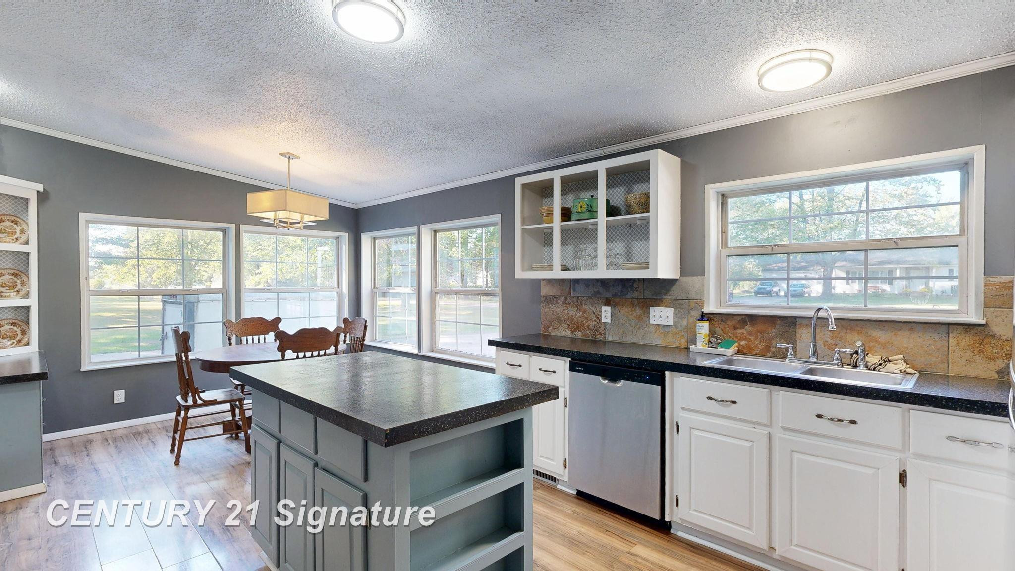 6487 Troland Court, Flushing, MI 48433 — Photo 4