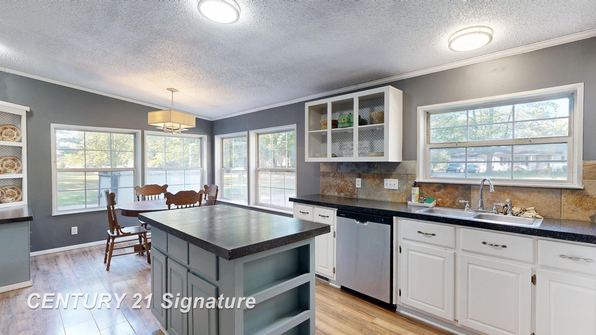 6487 Troland Court, Flushing, MI 48433 — Photo 5