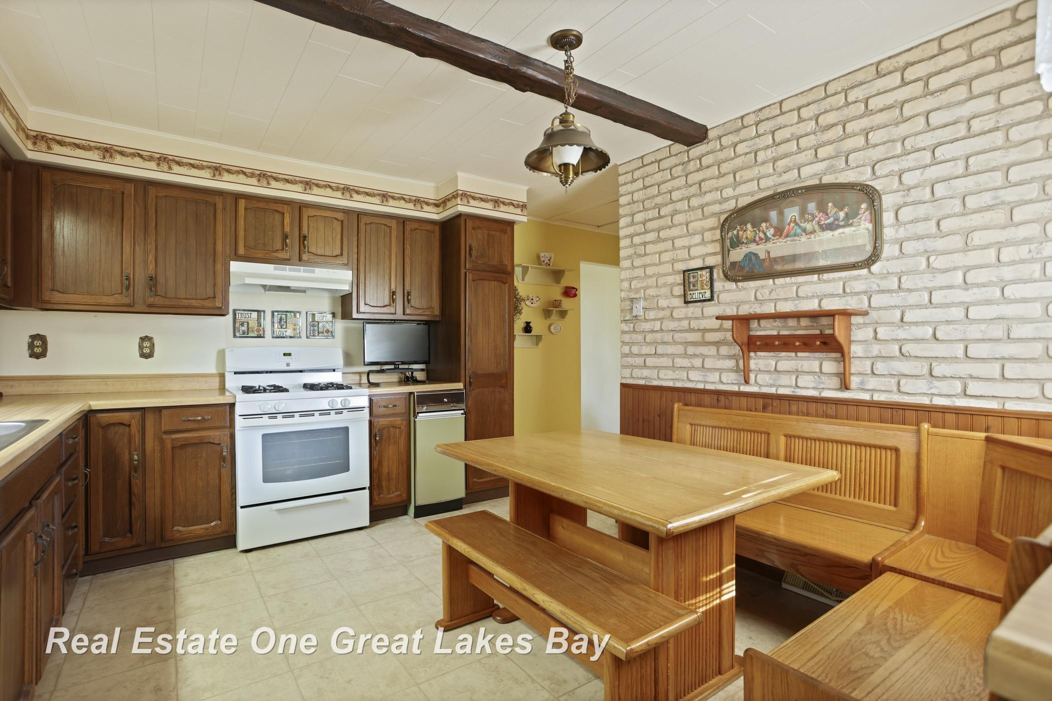 1891 W Moore Road, Saginaw, MI 48601 — Photo 13