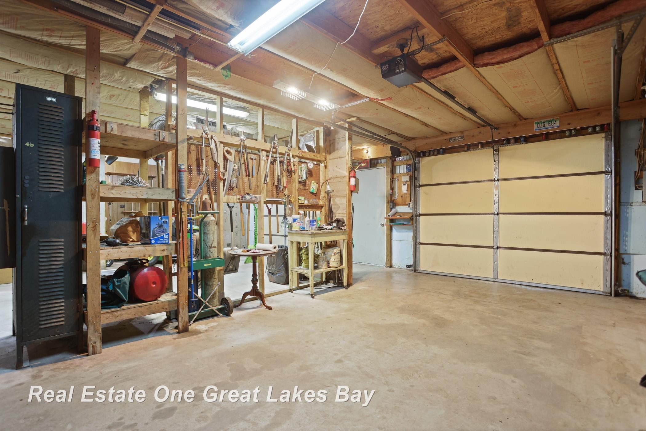 1891 W Moore Road, Saginaw, MI 48601 — Photo 26