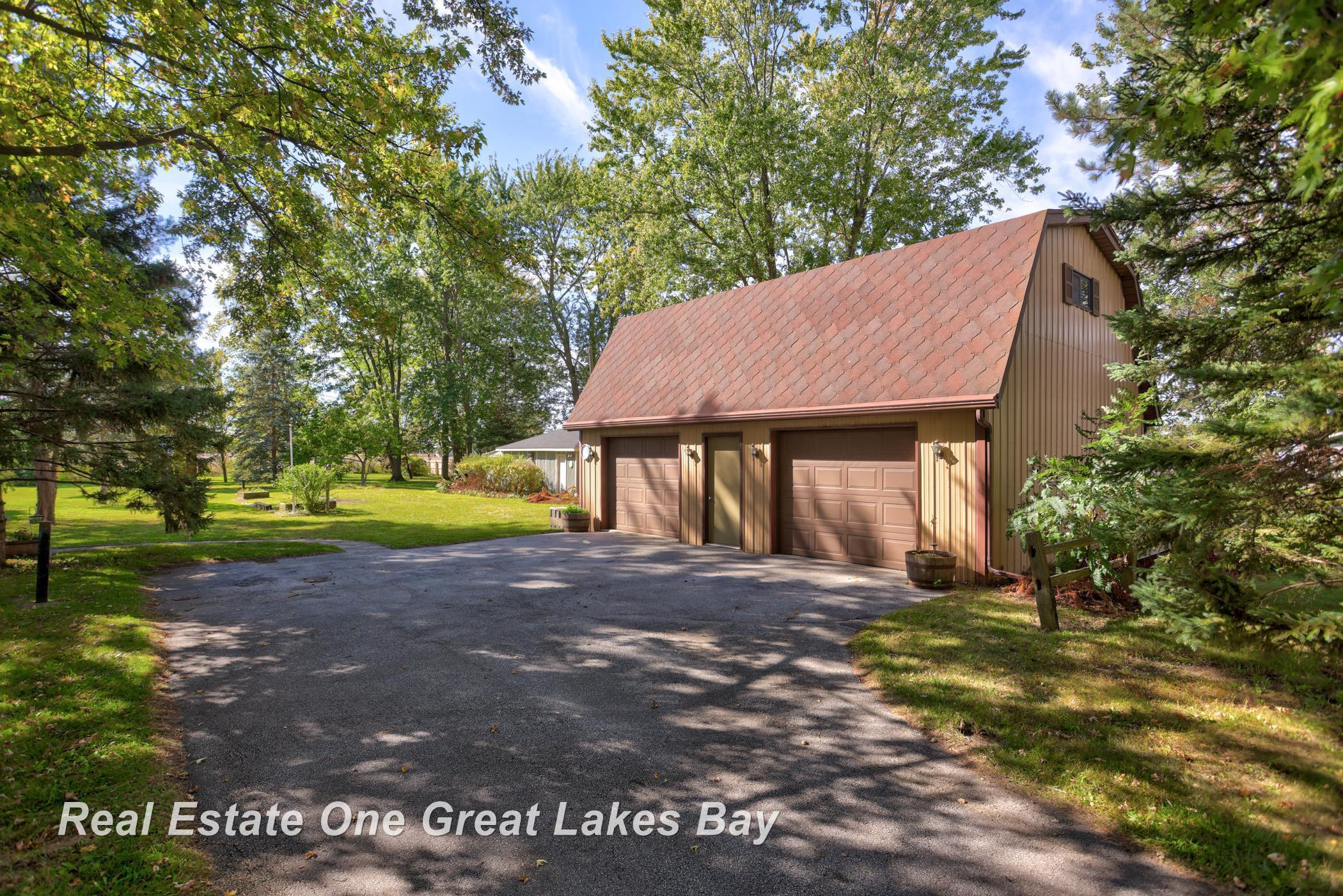 1891 W Moore Road, Saginaw, MI 48601 — Photo 28