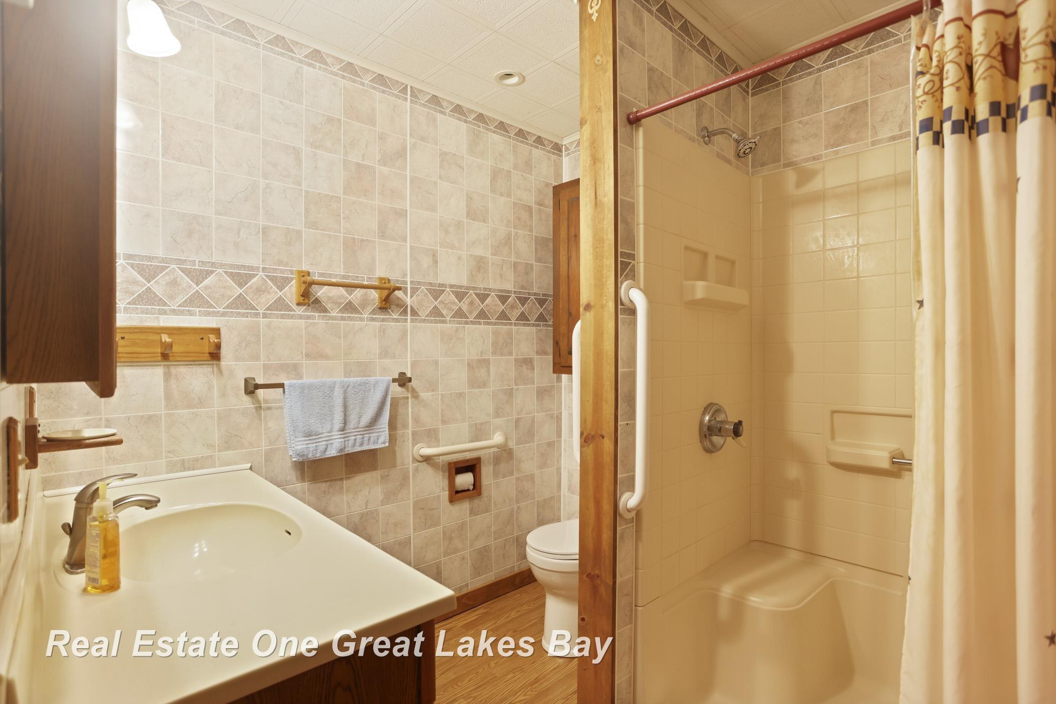 1891 W Moore Road, Saginaw, MI 48601 — Photo 31