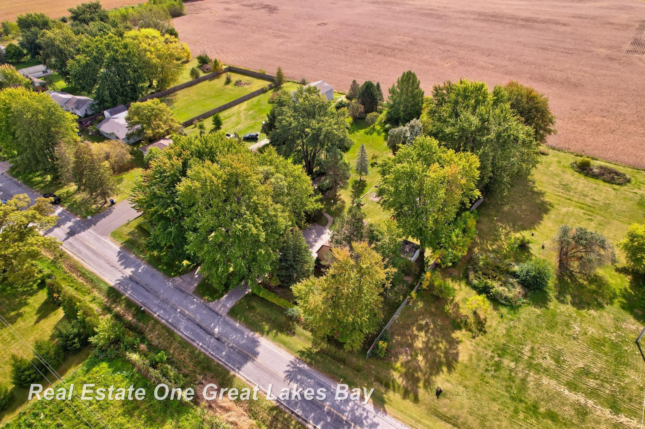 1891 W Moore Road, Saginaw, MI 48601 — Photo 39