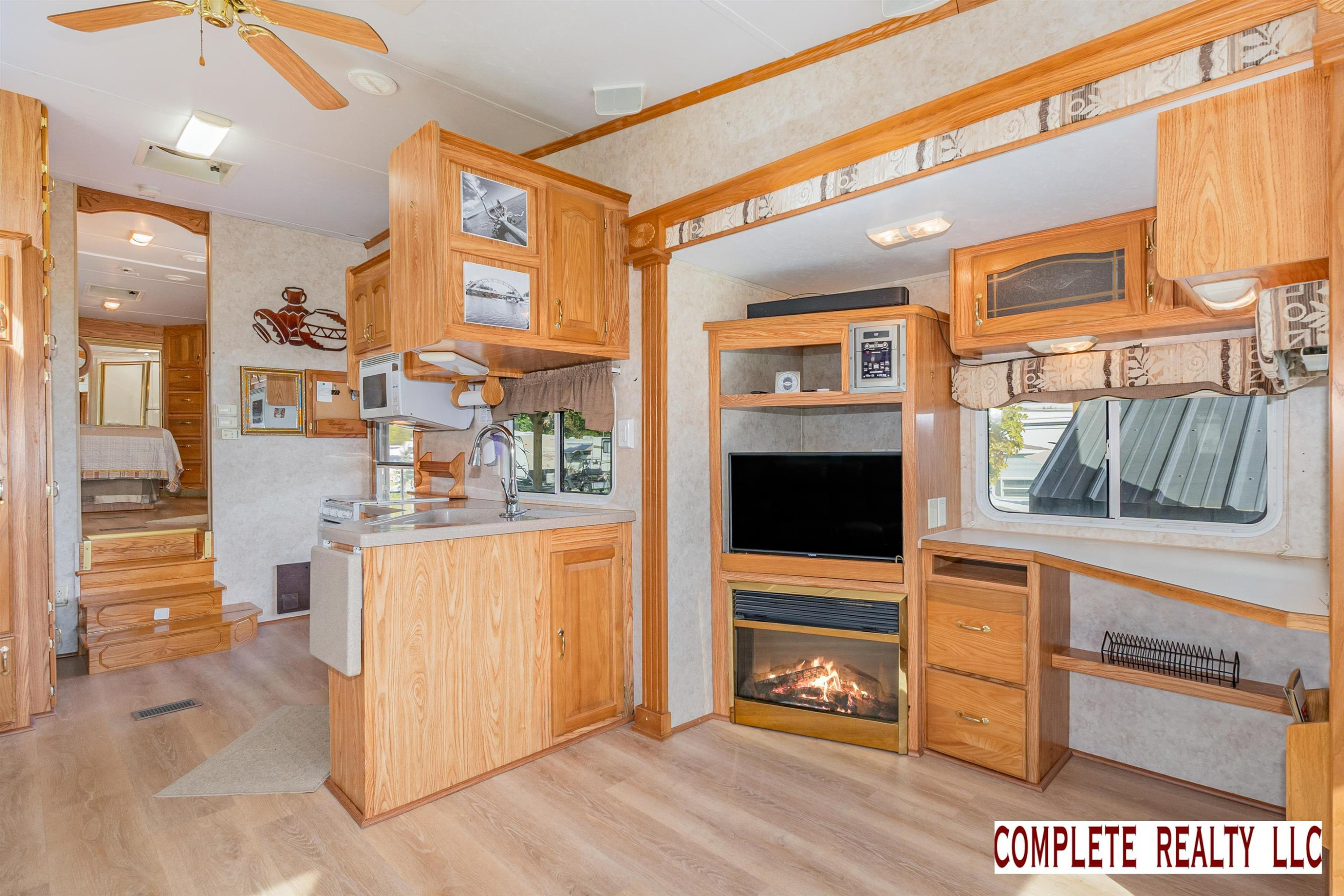 831 Main Unit 220 Street, 220, Au Gres, MI 48703 — Photo 9