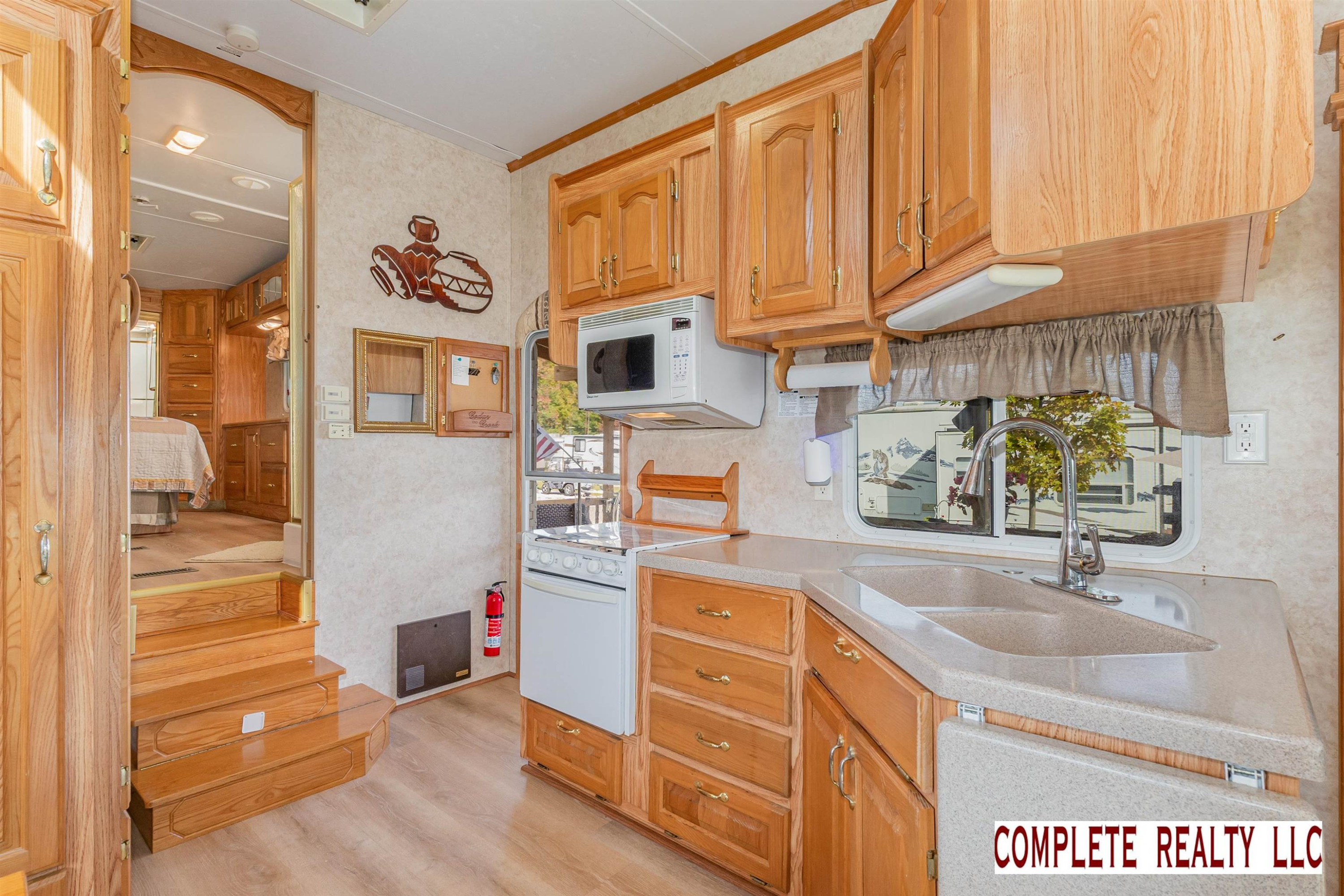 831 Main Unit 220 Street, 220, Au Gres, MI 48703 — Photo 11