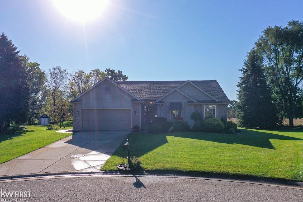 2433 Fenton Creek Lane, Fenton, MI 48430 — Photo 3