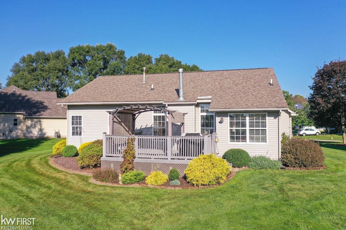 2433 Fenton Creek Lane, Fenton, MI 48430 — Photo 20