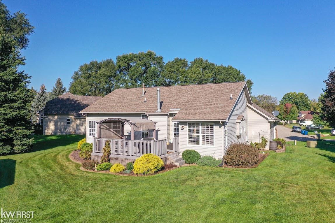 2433 Fenton Creek Lane, Fenton, MI 48430 — Photo 21