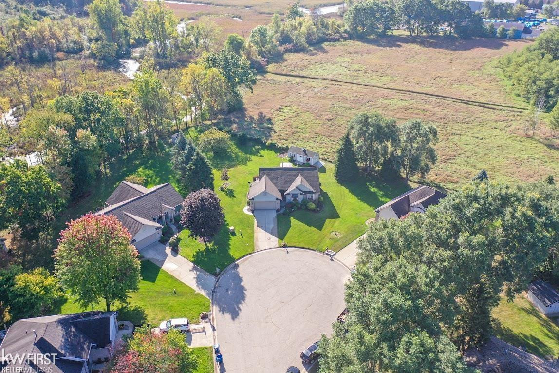 2433 Fenton Creek Lane, Fenton, MI 48430 — Photo 27