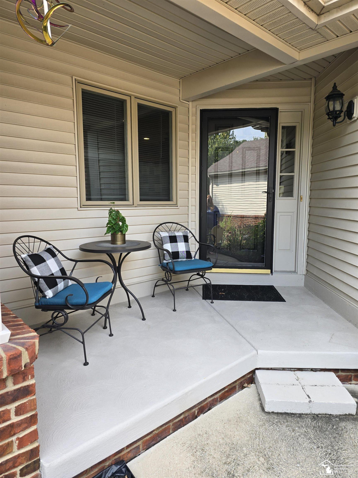 1670 Spruce Court, 1, Temperance, MI 48182 — Photo 2