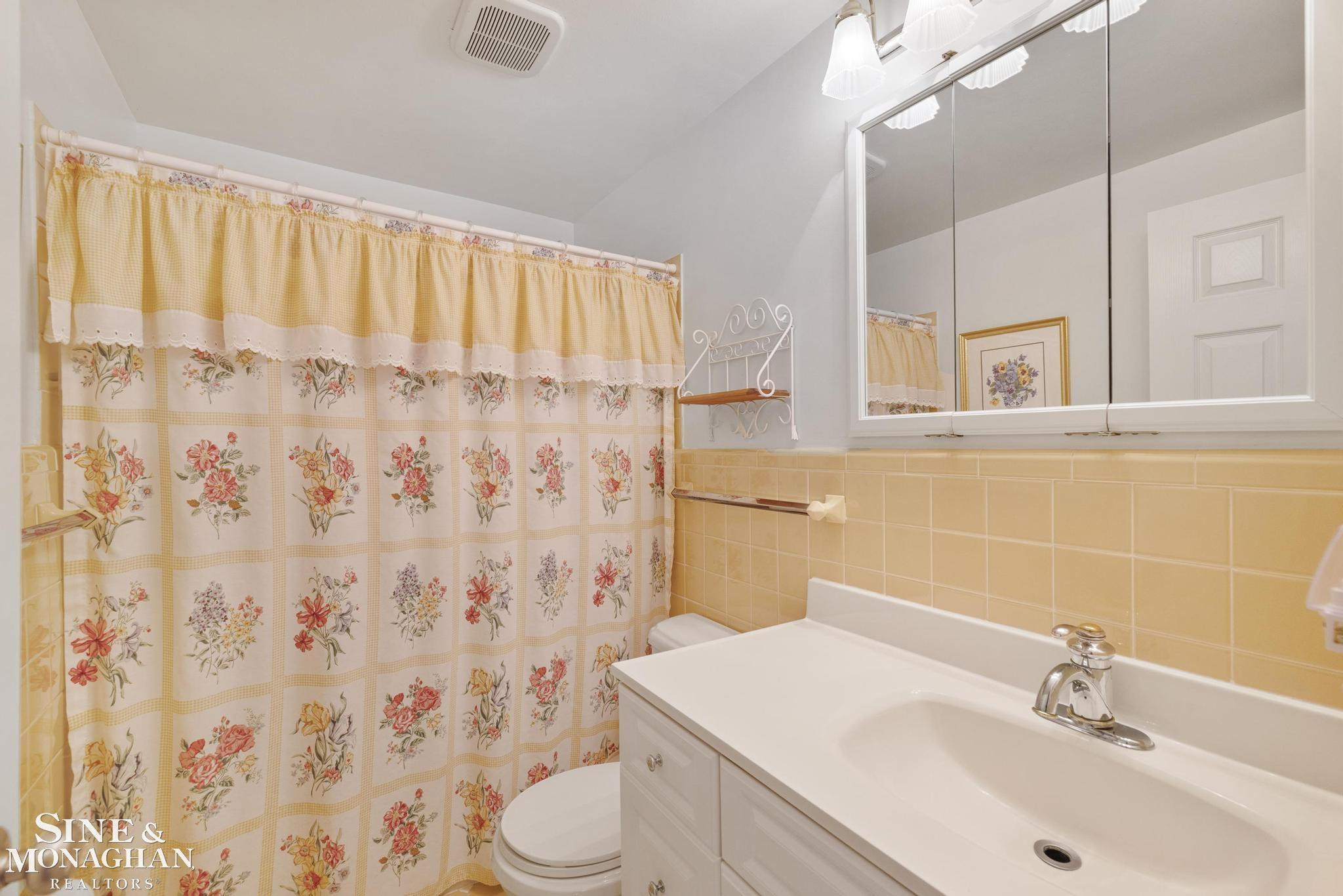 3361 Cranberry Drive, MI 48049 — Photo 32