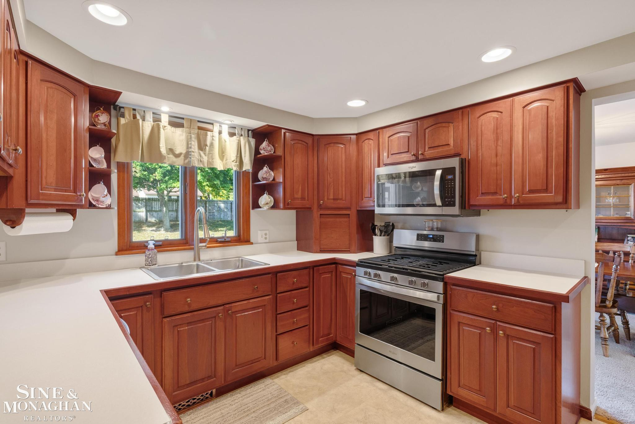 3361 Cranberry Drive, MI 48049 — Photo 15