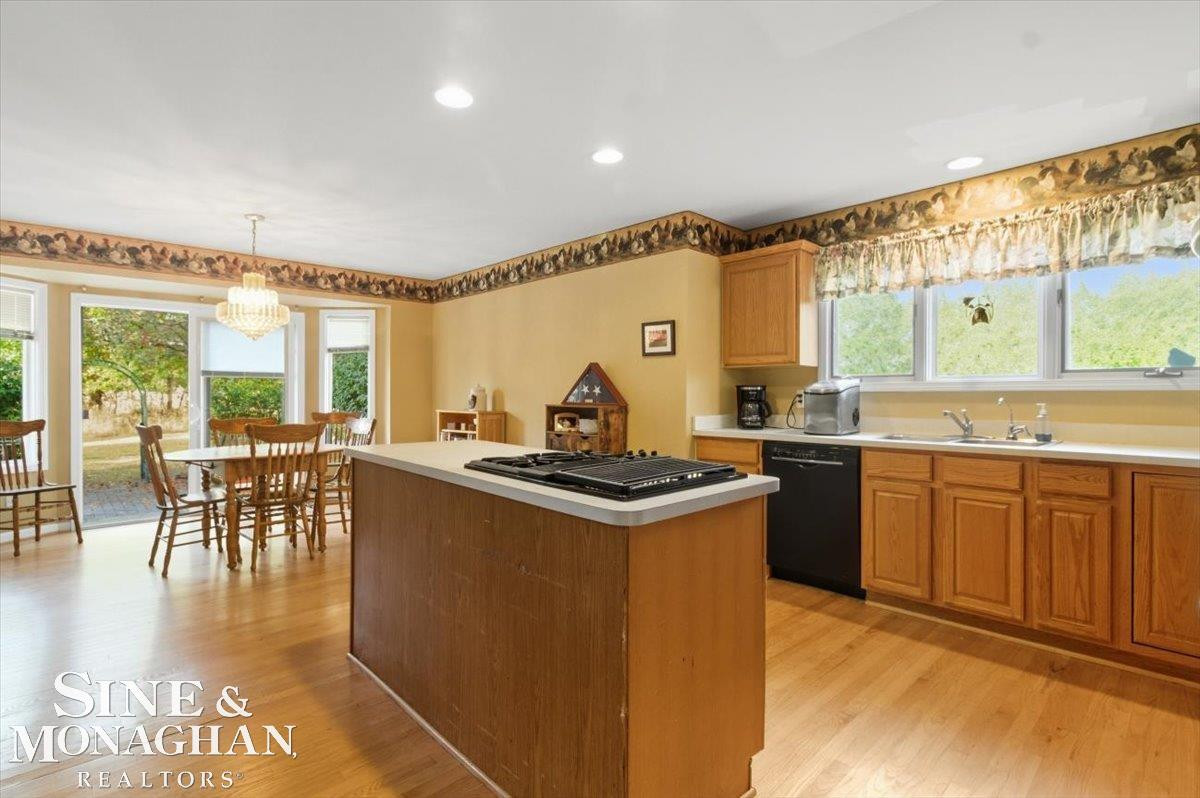 1779 Mack Road, Leonard, MI 48367 — Photo 9