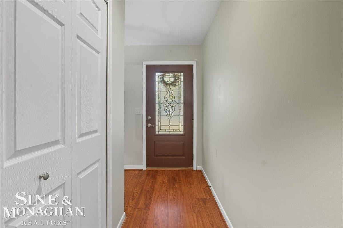 585 Aspen Way, MI — Photo 10