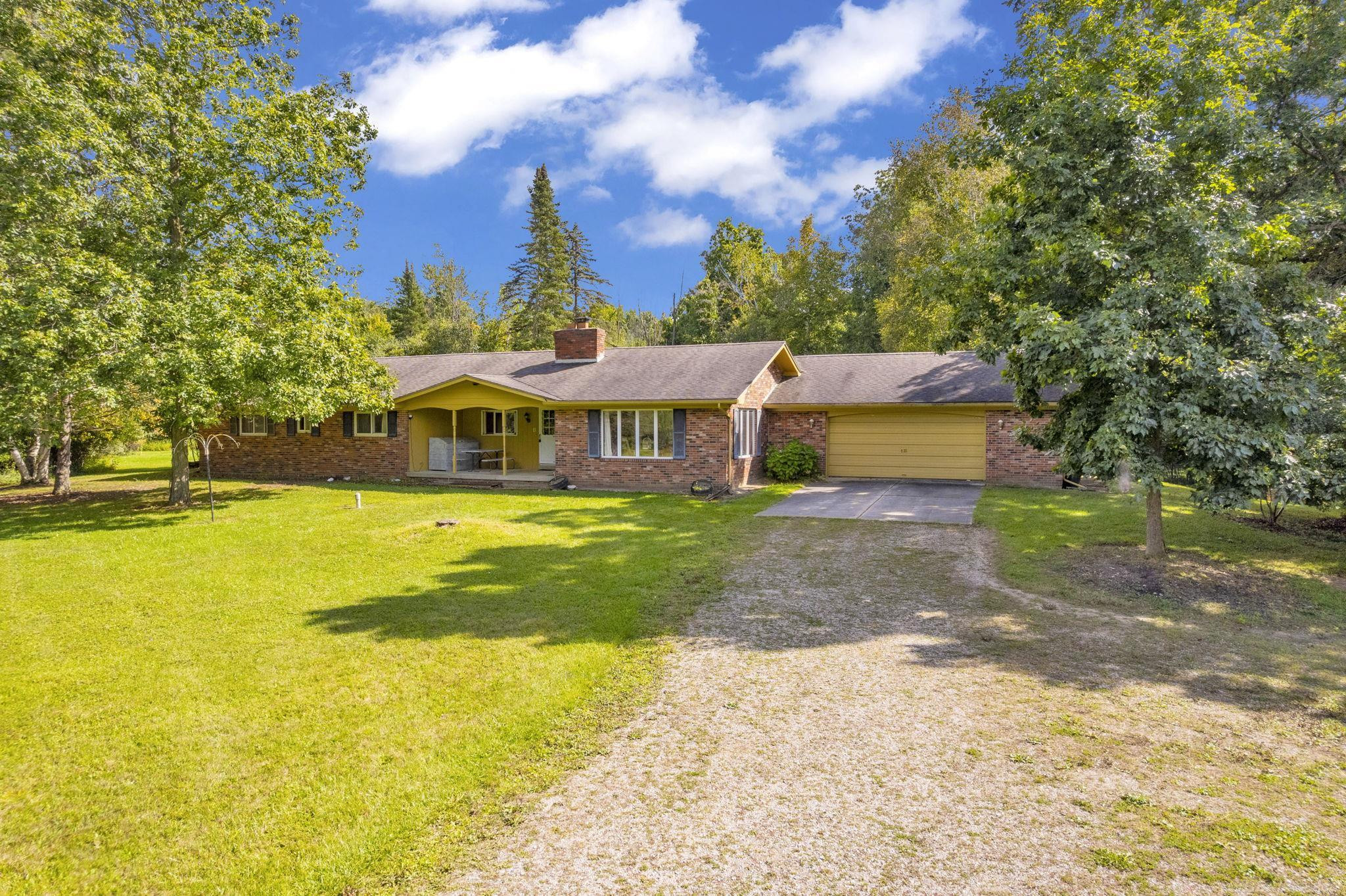 13559 Jeddo Road, MI 48097 — front exterior