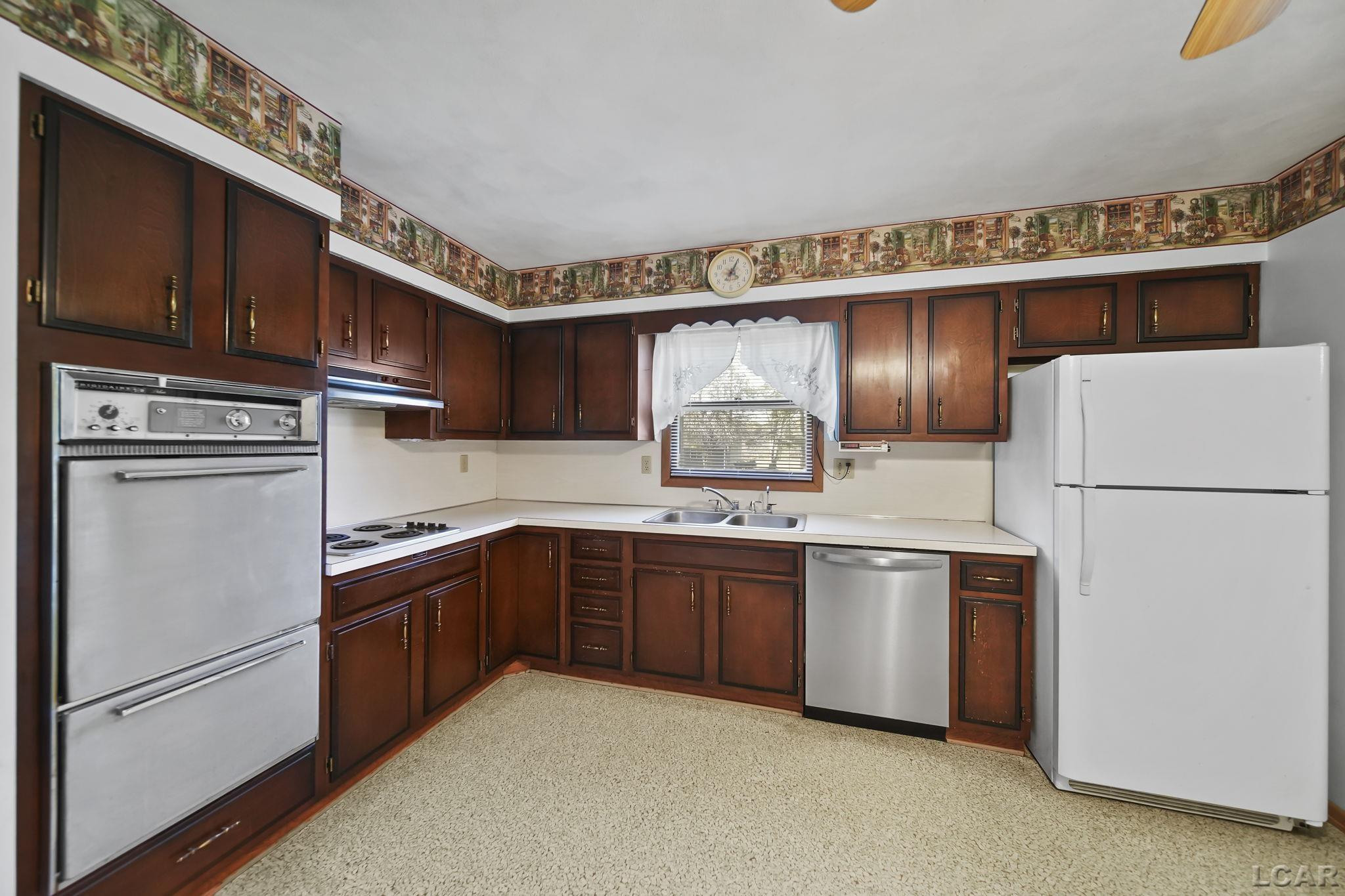782 N Maple Grove Avenue, Hudson, MI 49247 — Photo 18