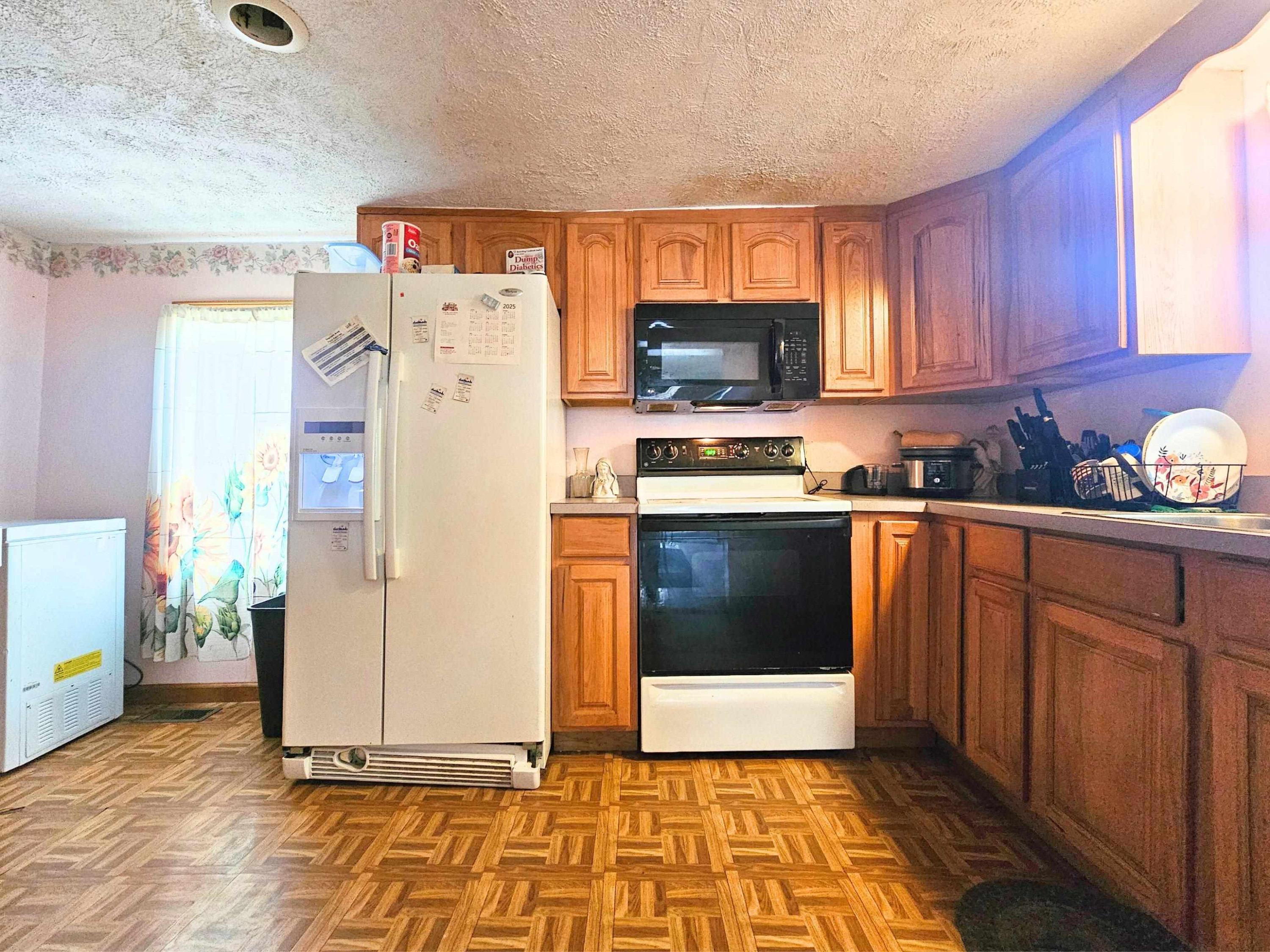 204 W Pine Street, Elsie, MI 48831 — Photo 7