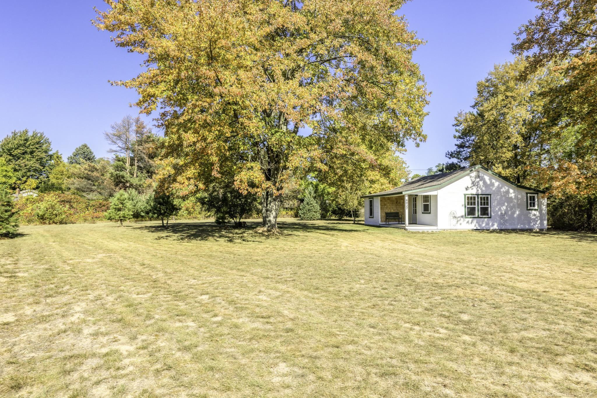8027 Lakeshore Road, Lexington, MI 48450 — Photo 6