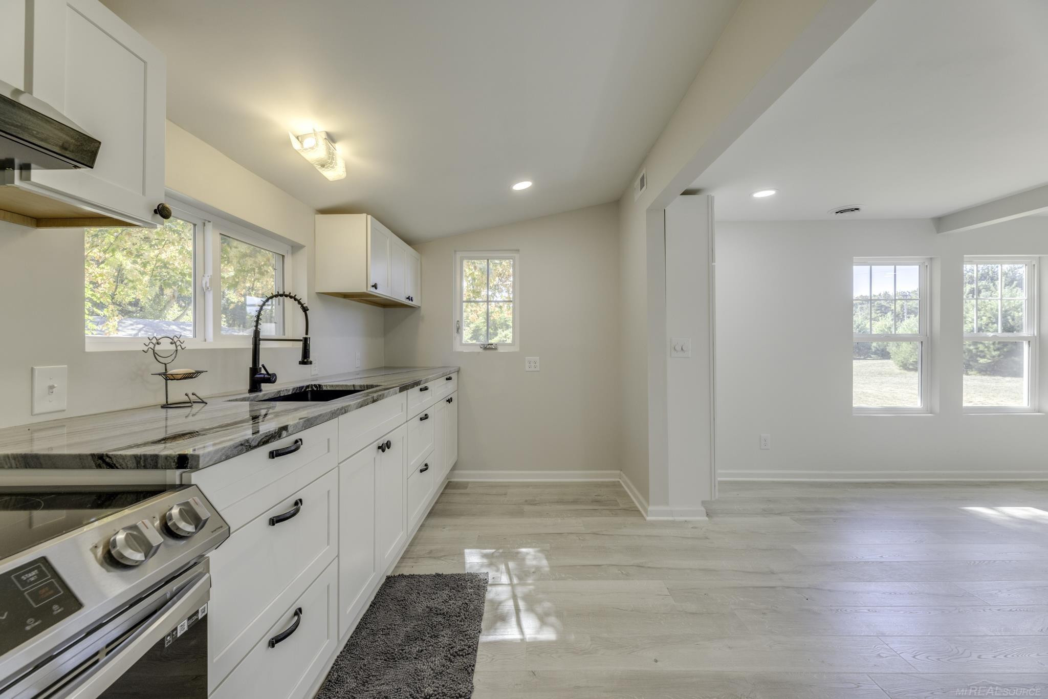 8027 Lakeshore Road, Lexington, MI 48450 — Photo 13