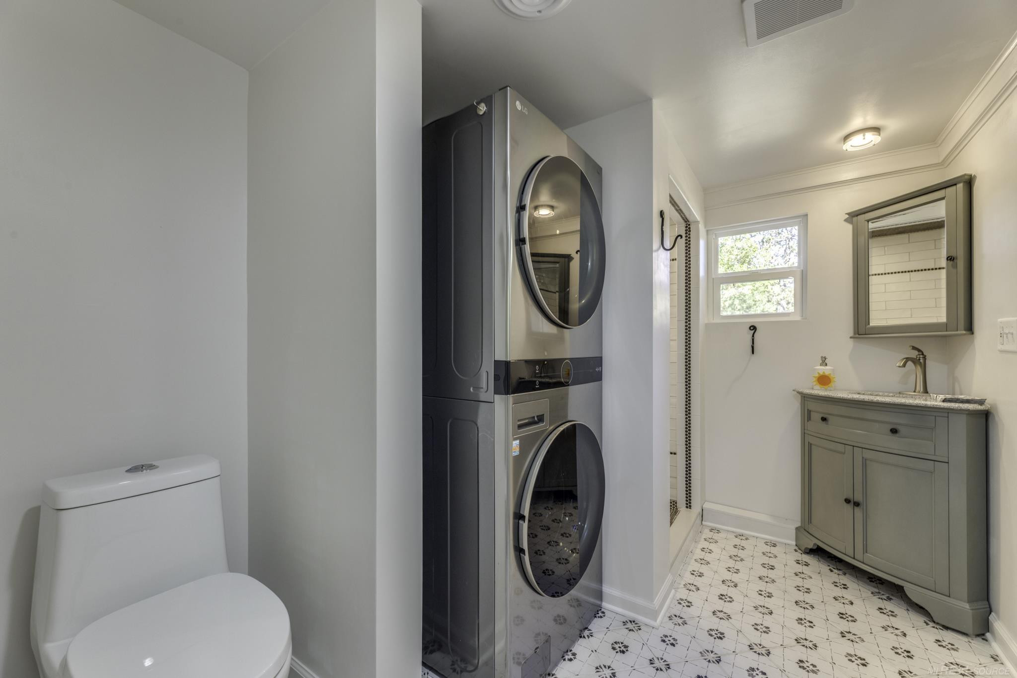 8027 Lakeshore Road, Lexington, MI 48450 — Photo 21