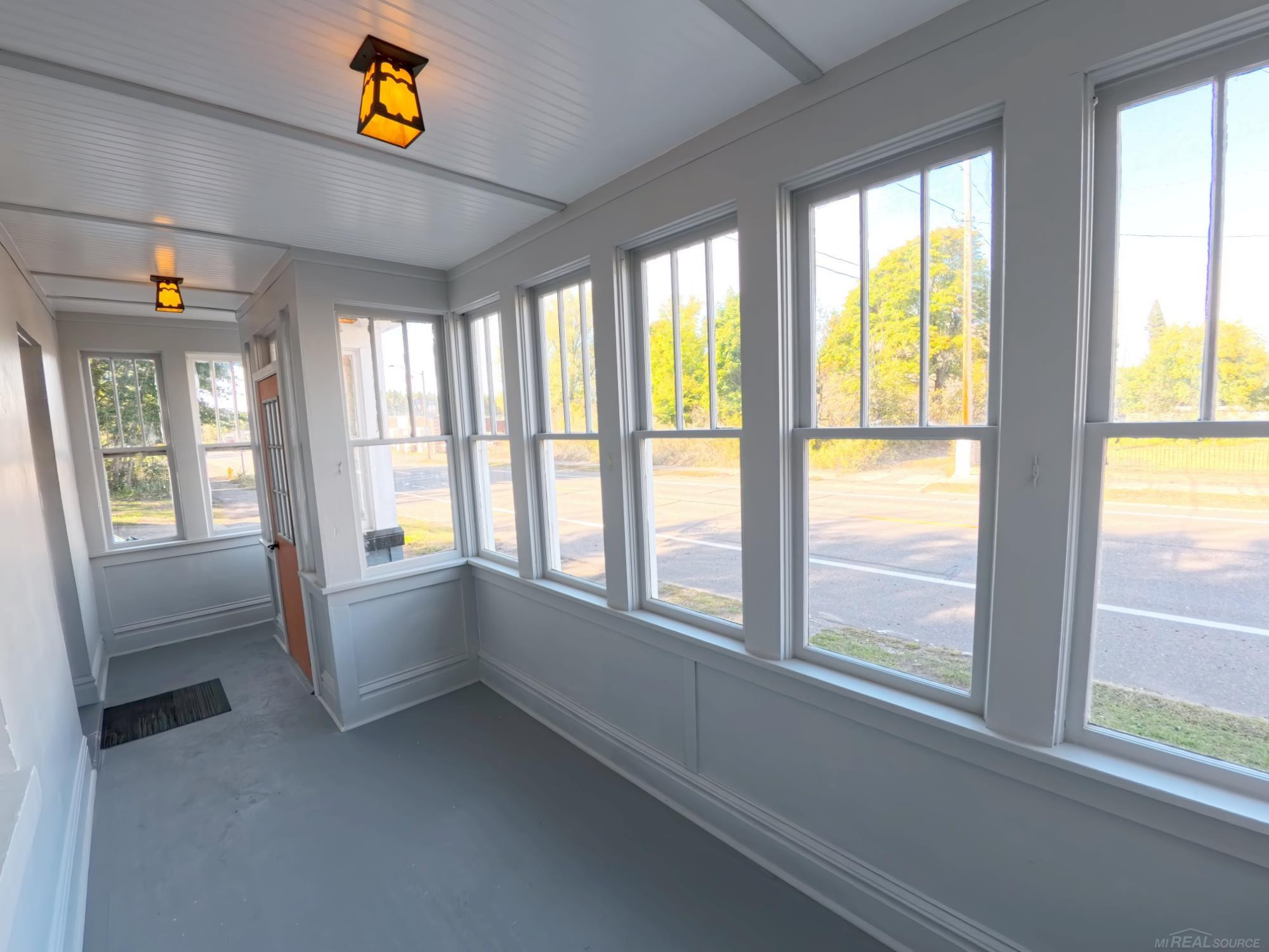 806 Pine Street, Calumet, MI 49913 — Photo 4