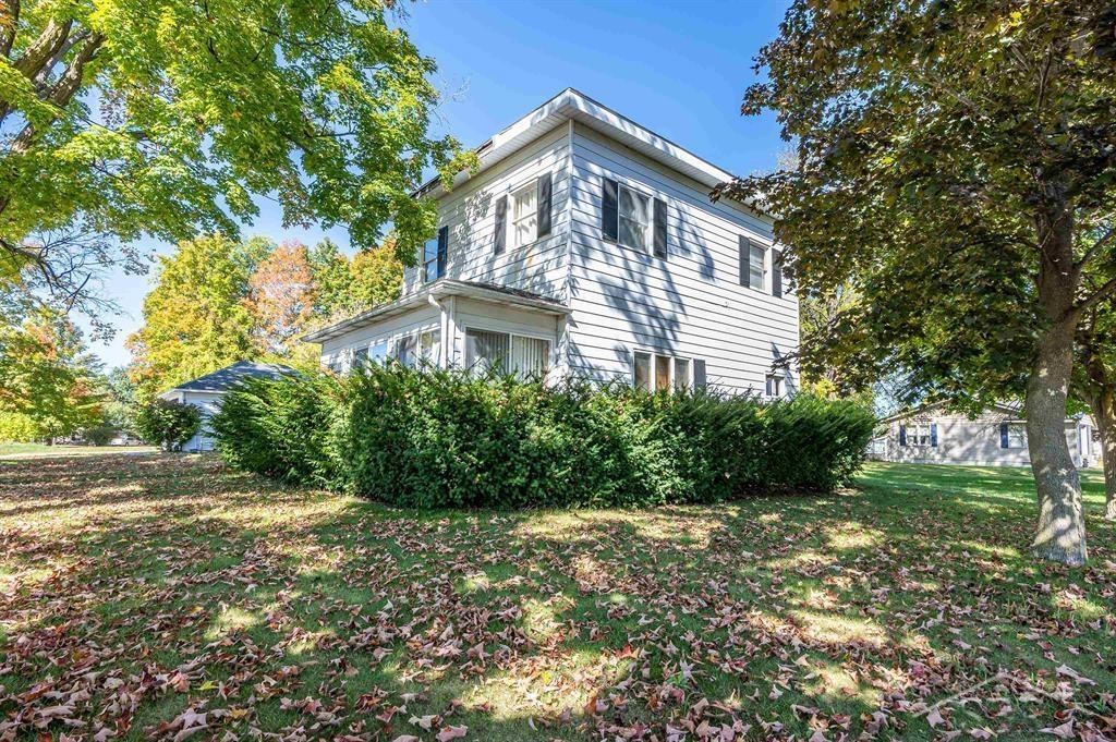 104 W Michigan Street, Farwell, MI 48622 — Photo 3