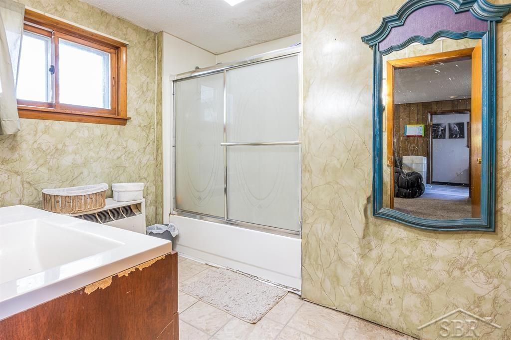 104 W Michigan Street, Farwell, MI 48622 — Photo 7