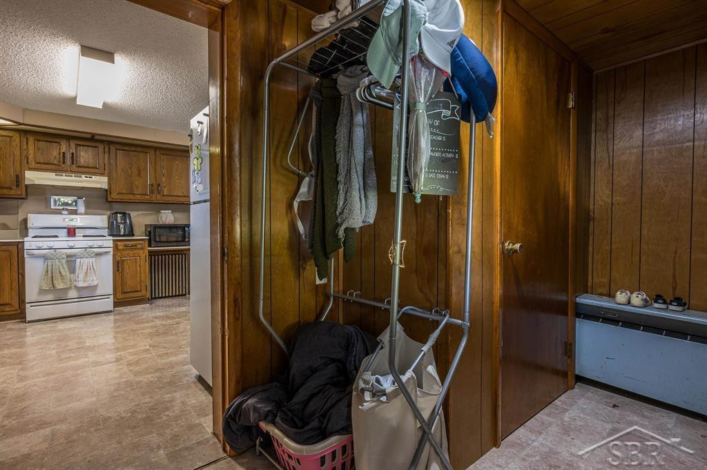 104 W Michigan Street, Farwell, MI 48622 — Photo 14
