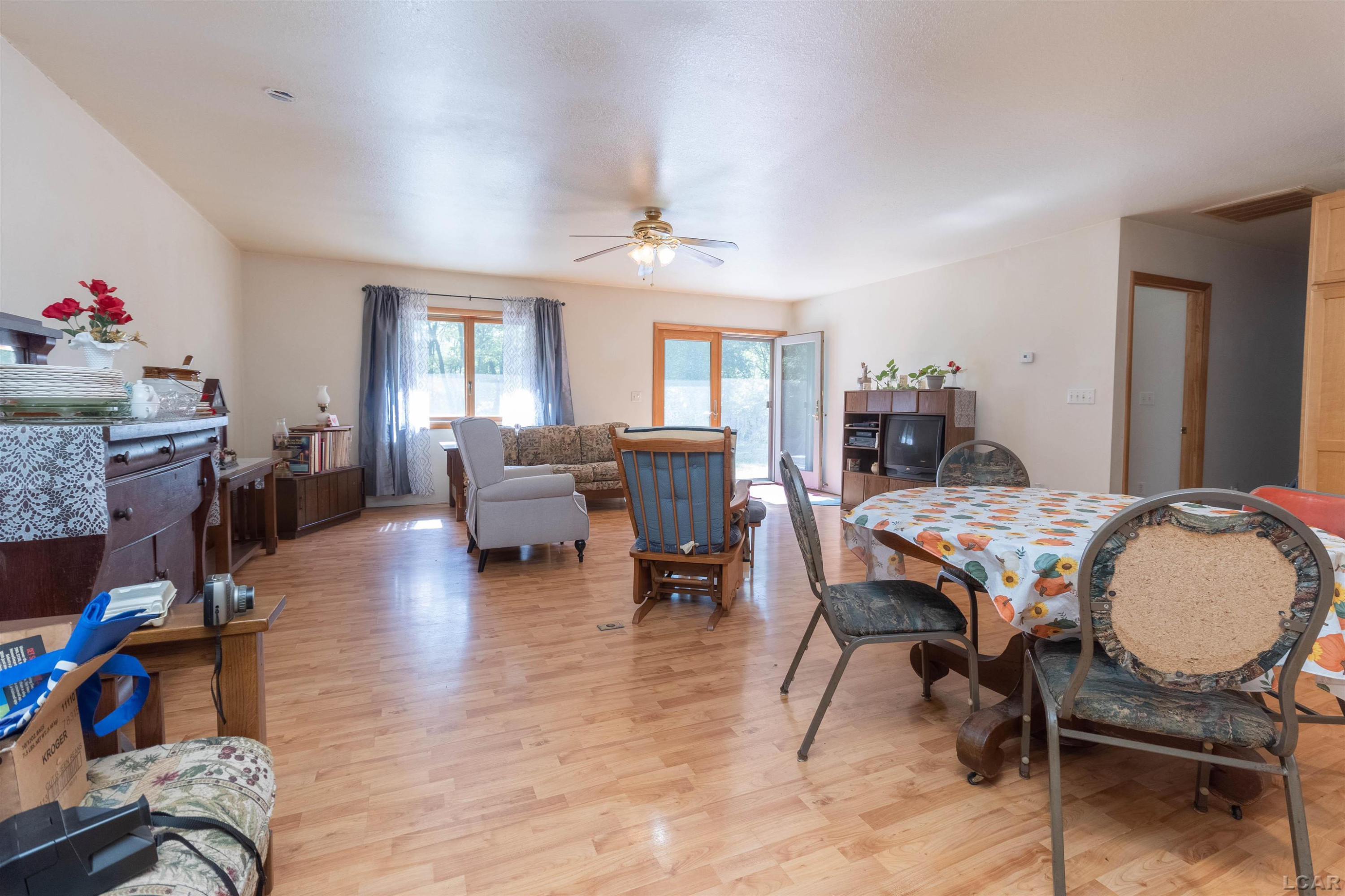 2263 Sutton Road, Adrian, MI 49221 — Photo 4
