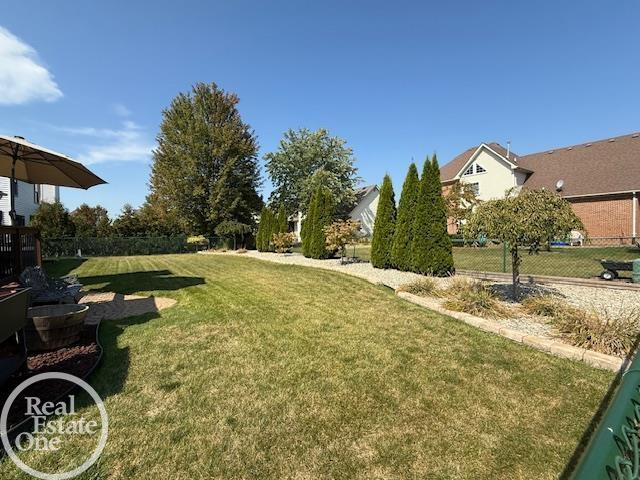 34673 Apple Blossom Lane, Richmond, MI 48062 — Photo 11