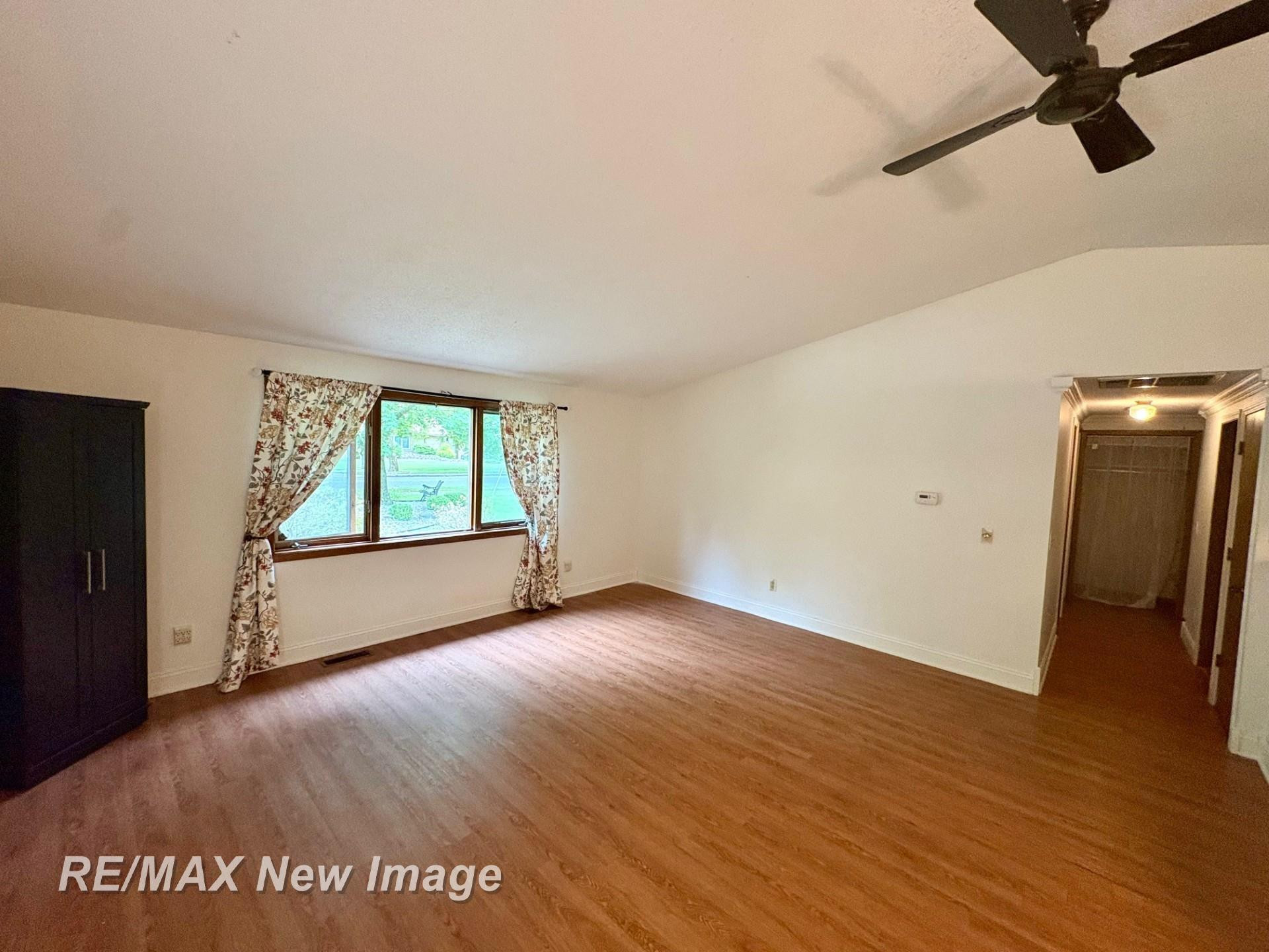 221 Sycamore Lane, Auburn, MI 48611 — Photo 2