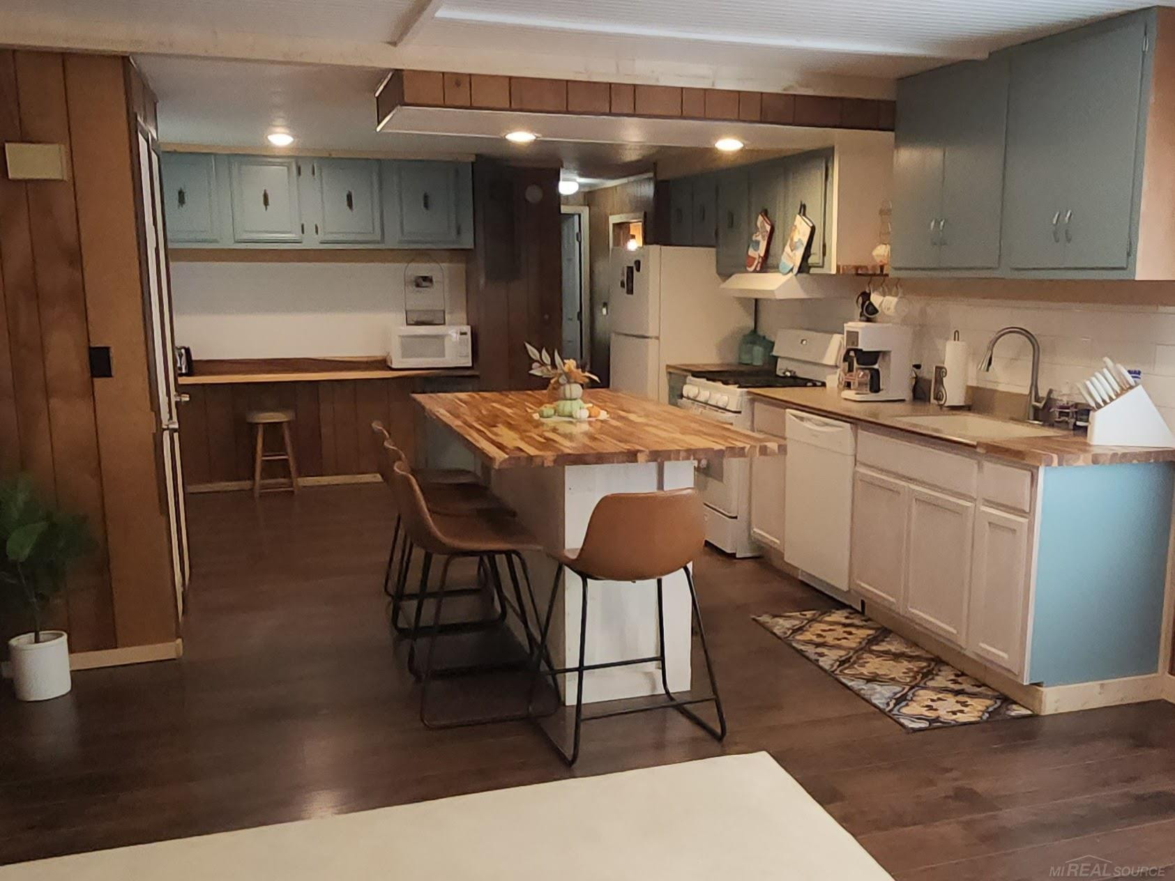 7487 Ashcroft Drive, Mancelona, MI 49659 — Photo 6