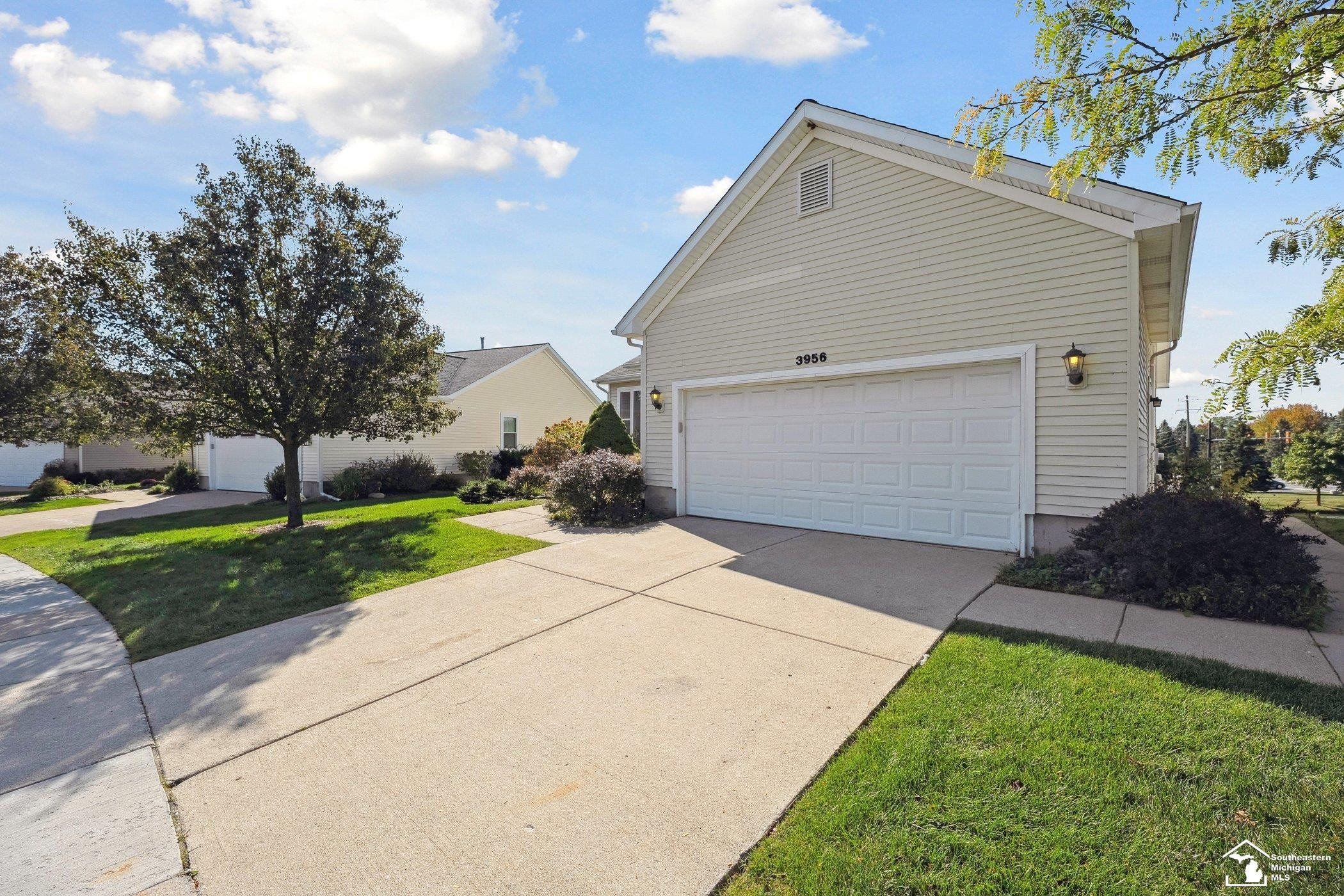 3956 Bridle Pass, Ann Arbor, MI 48108 — Photo 4