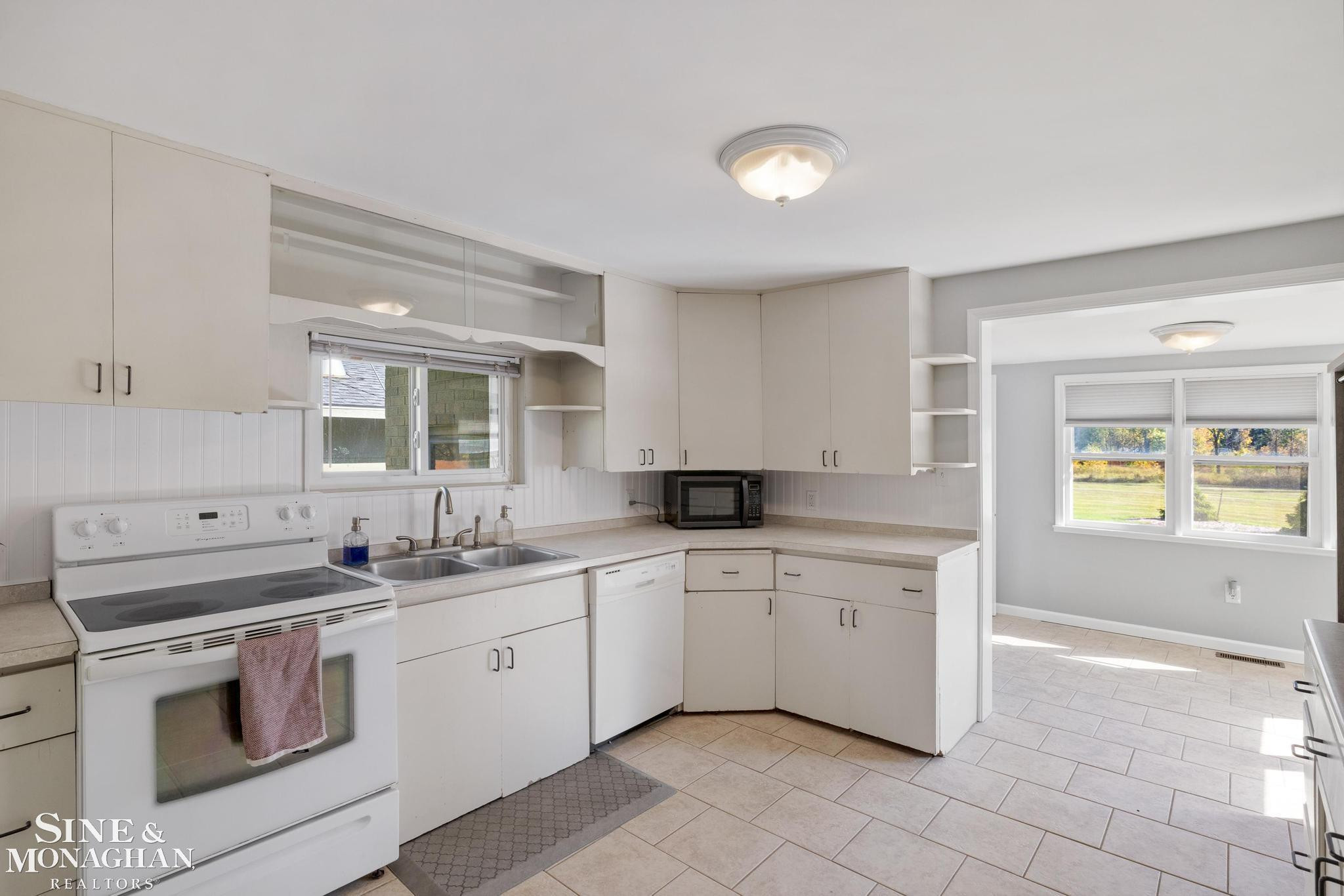 7248 Big Hand Road, MI 48079 — Photo 21