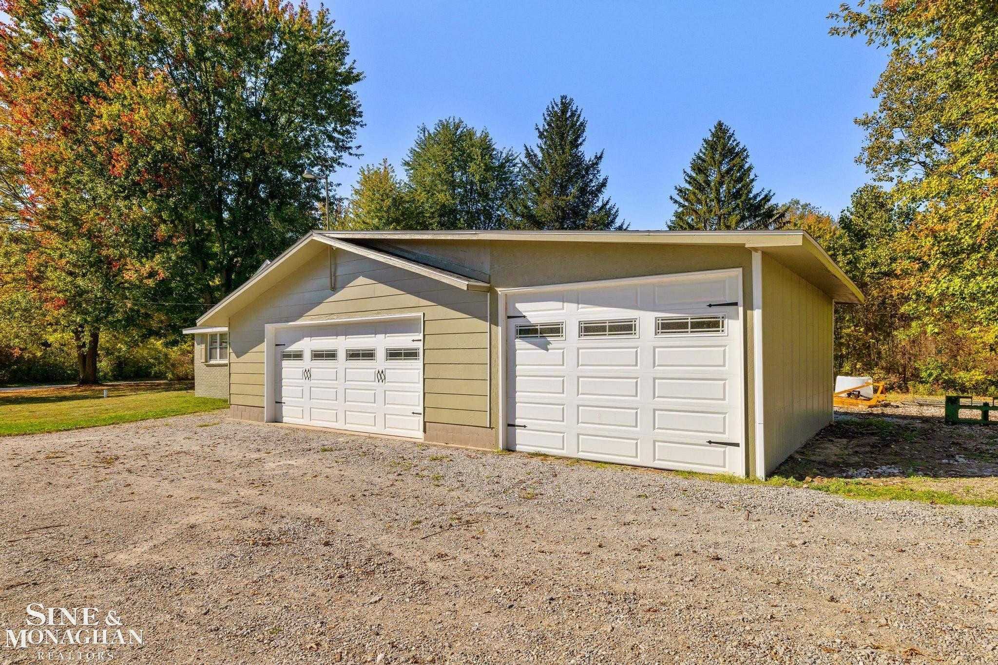 7248 Big Hand Road, MI 48079 — Photo 41