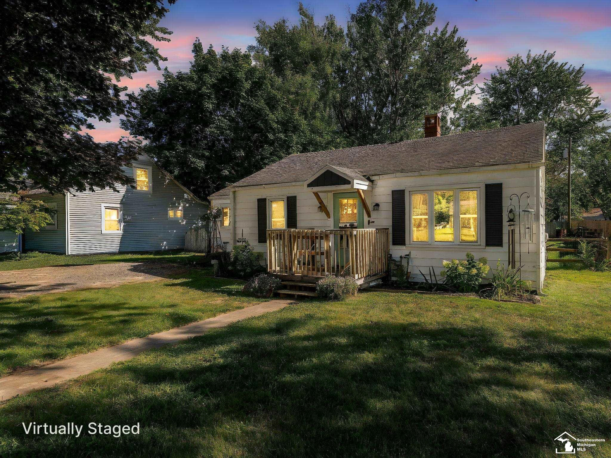164 E Madison Street, Petersburg, MI 49270 — Photo 2