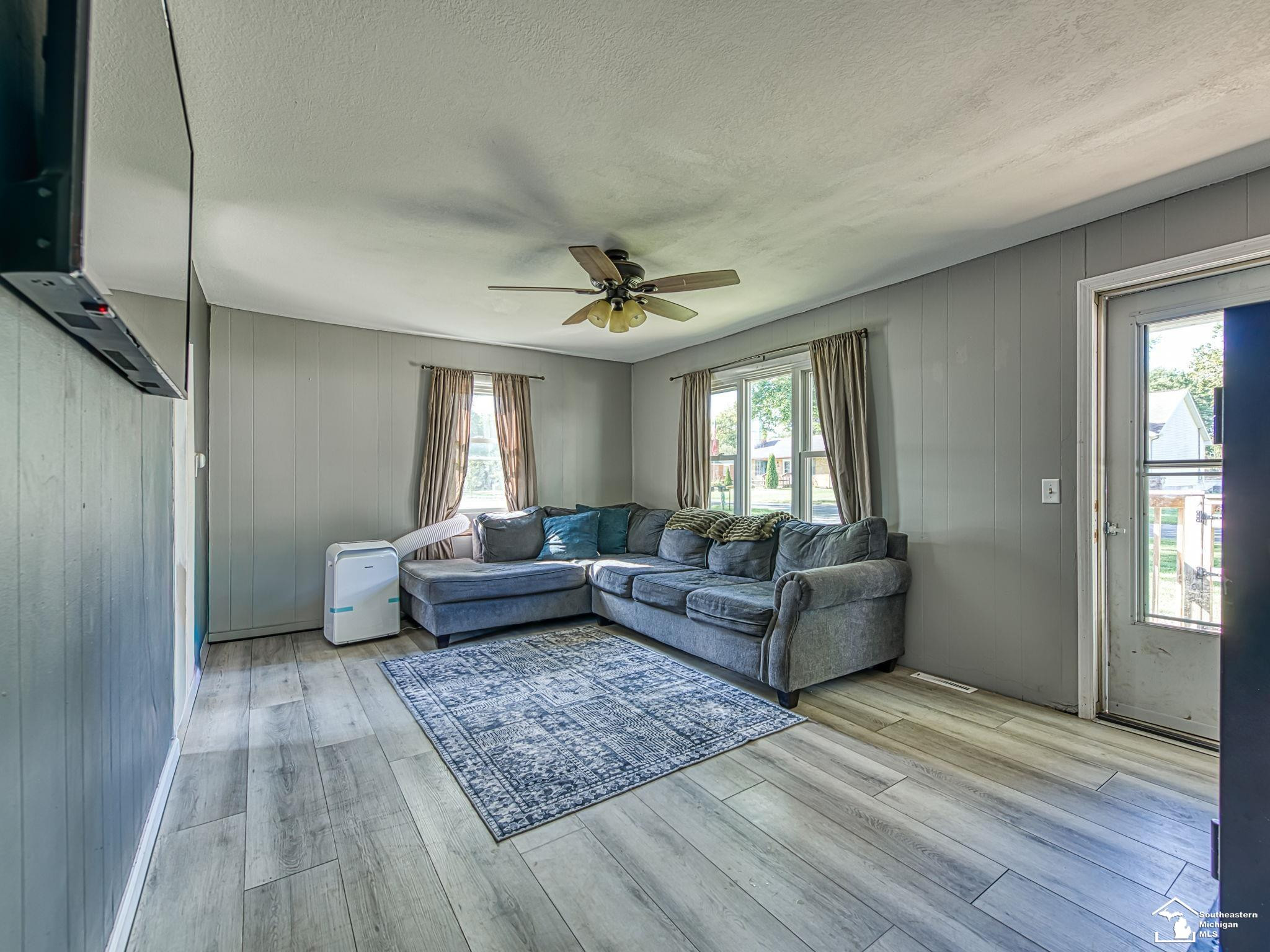 164 E Madison Street, Petersburg, MI 49270 — Photo 3
