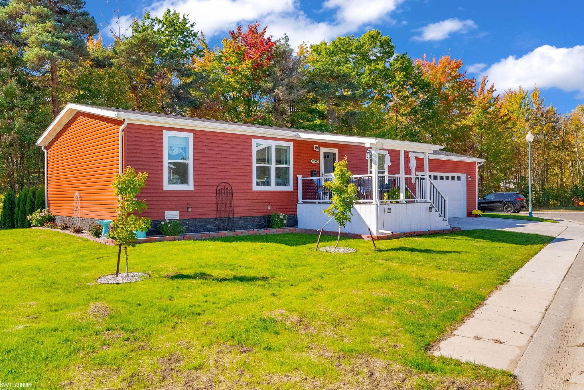 6153 Birch Creek Court, Kimball, MI — Photo 4