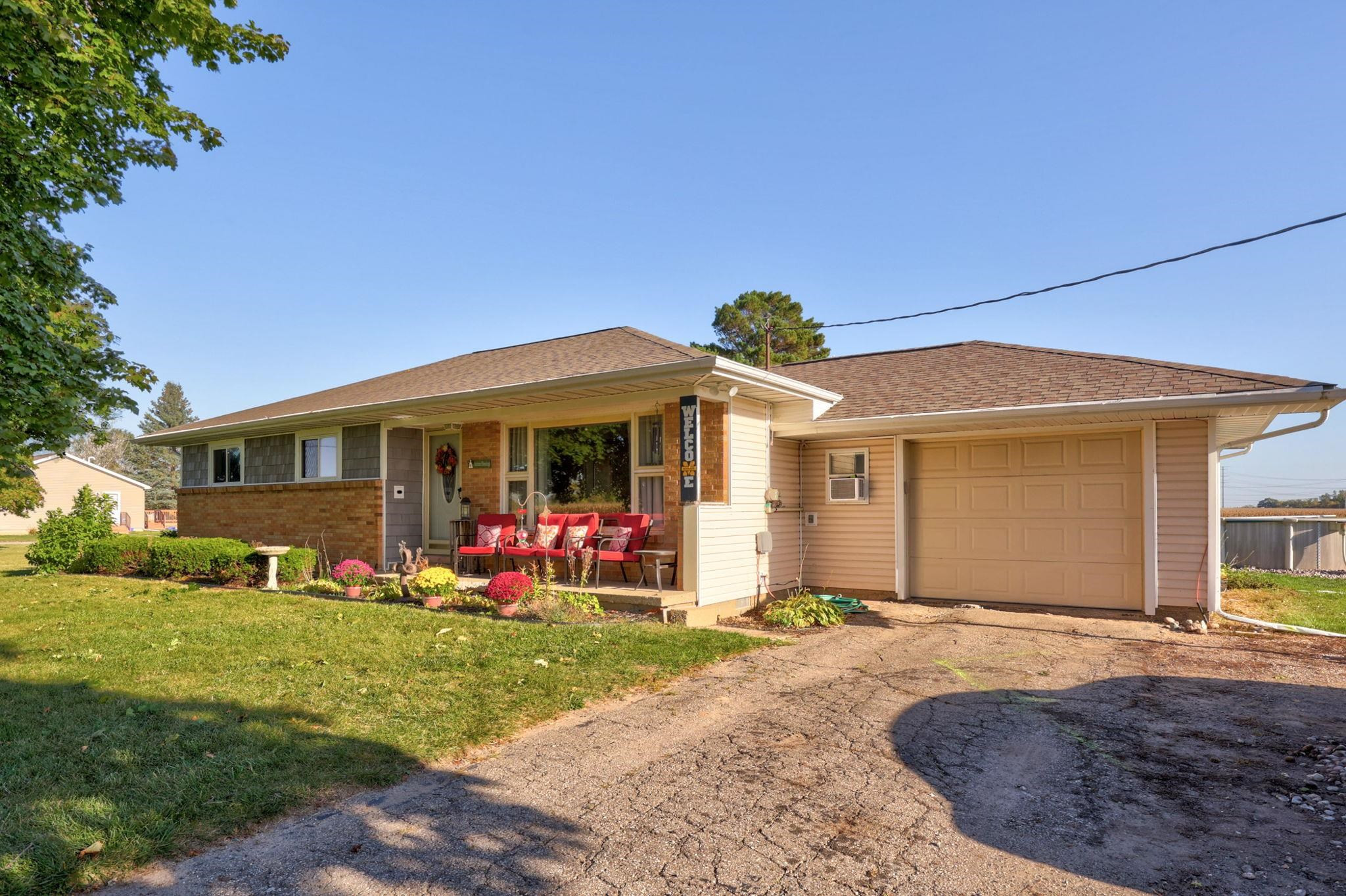 920 W Vassar Road, Reese, MI 48757 — front exterior