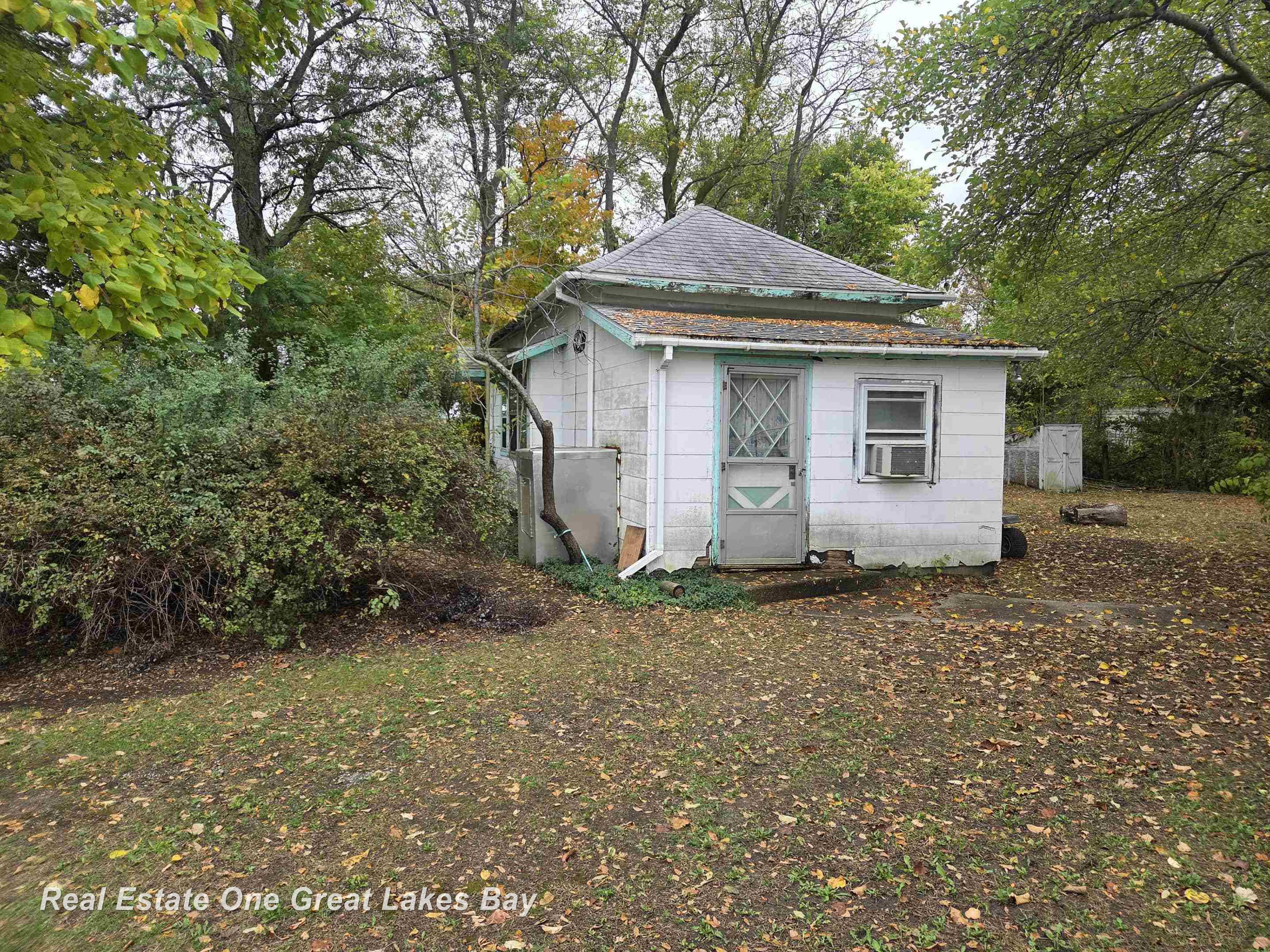 2016 S Vassar Road, Vassar, MI 48768 — Photo 4