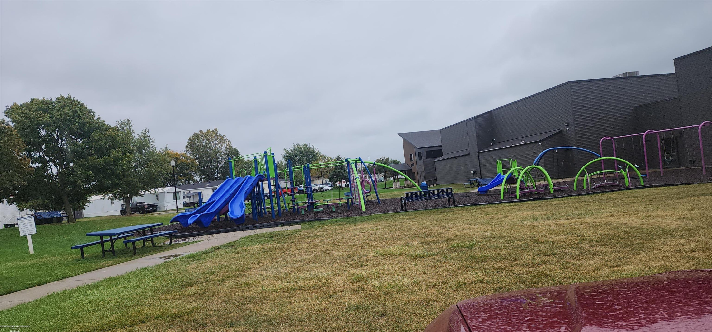 46403 Le Grande Boulevard, Macomb, MI 48044 — Photo 4