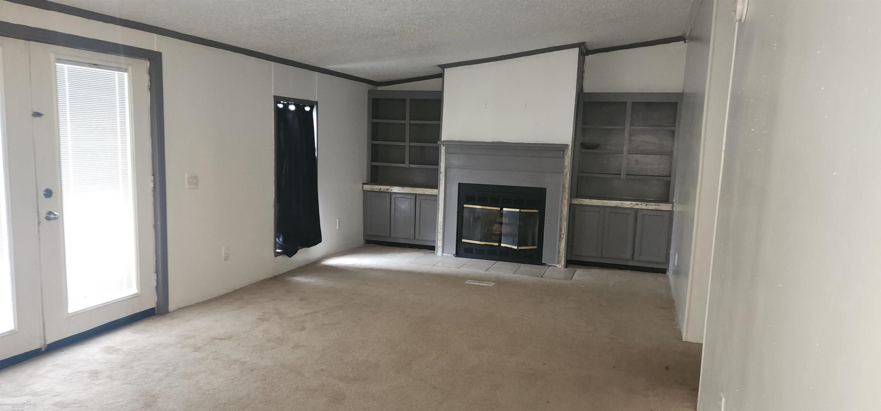 46403 Le Grande Boulevard, Macomb, MI 48044 — Photo 8