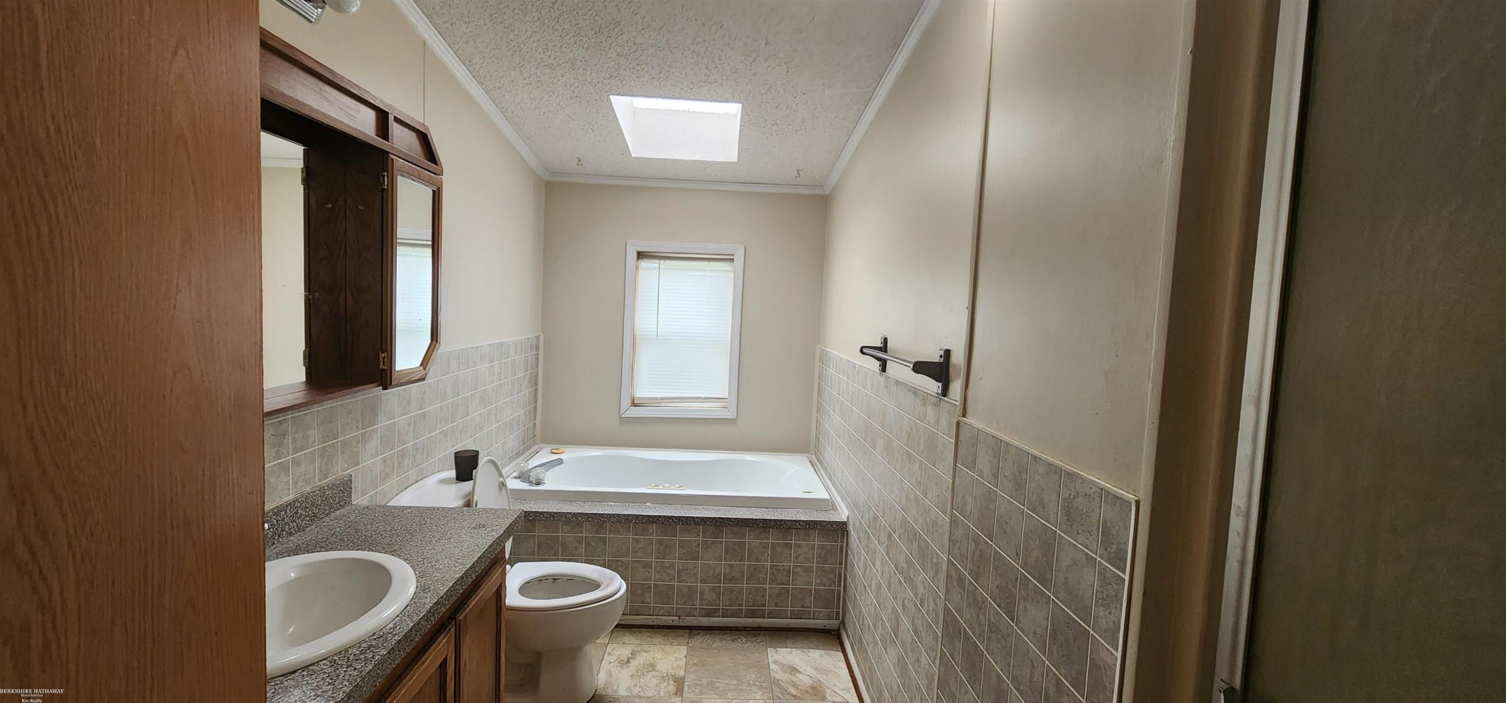 46403 Le Grande Boulevard, Macomb, MI 48044 — Photo 13