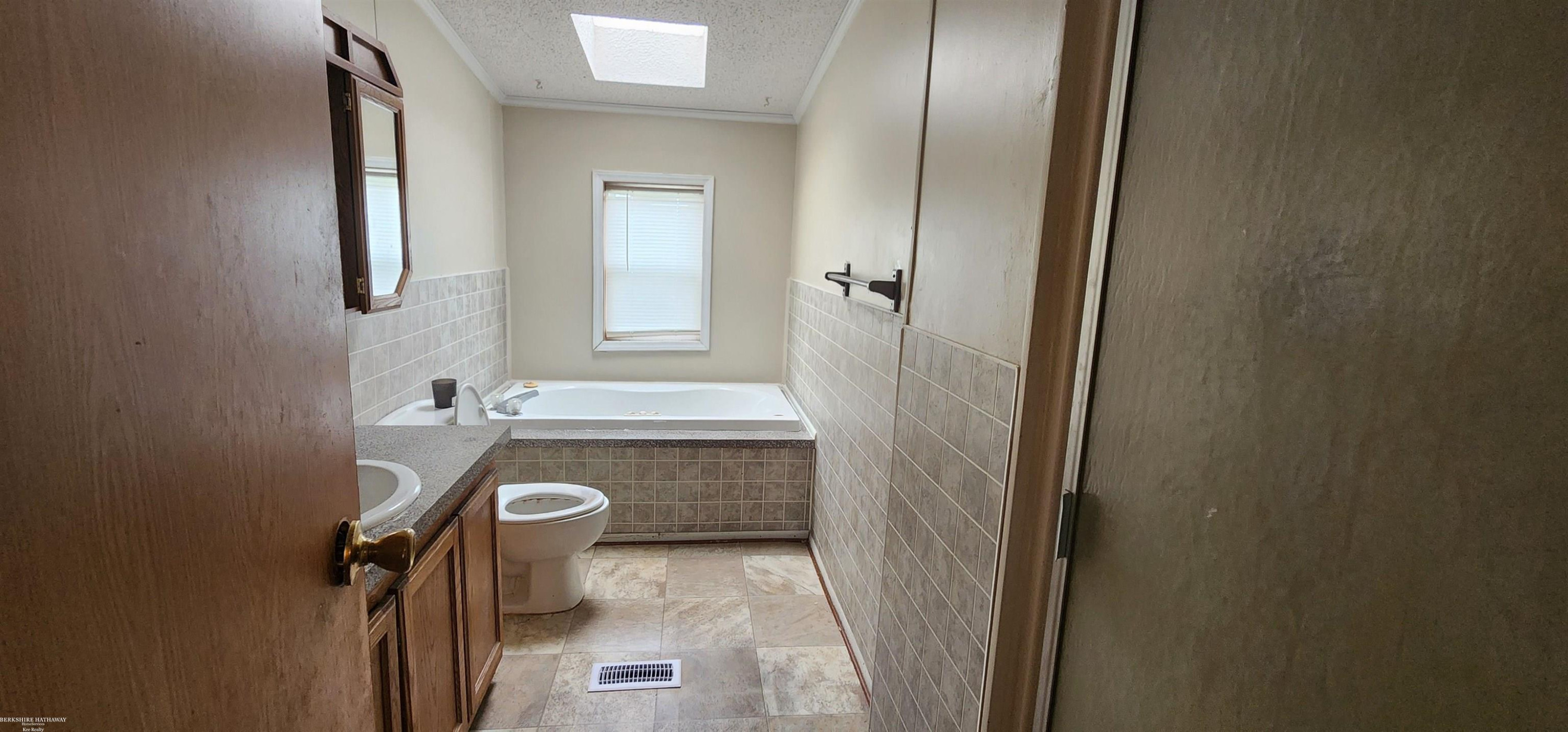 46403 Le Grande Boulevard, Macomb, MI 48044 — Photo 14
