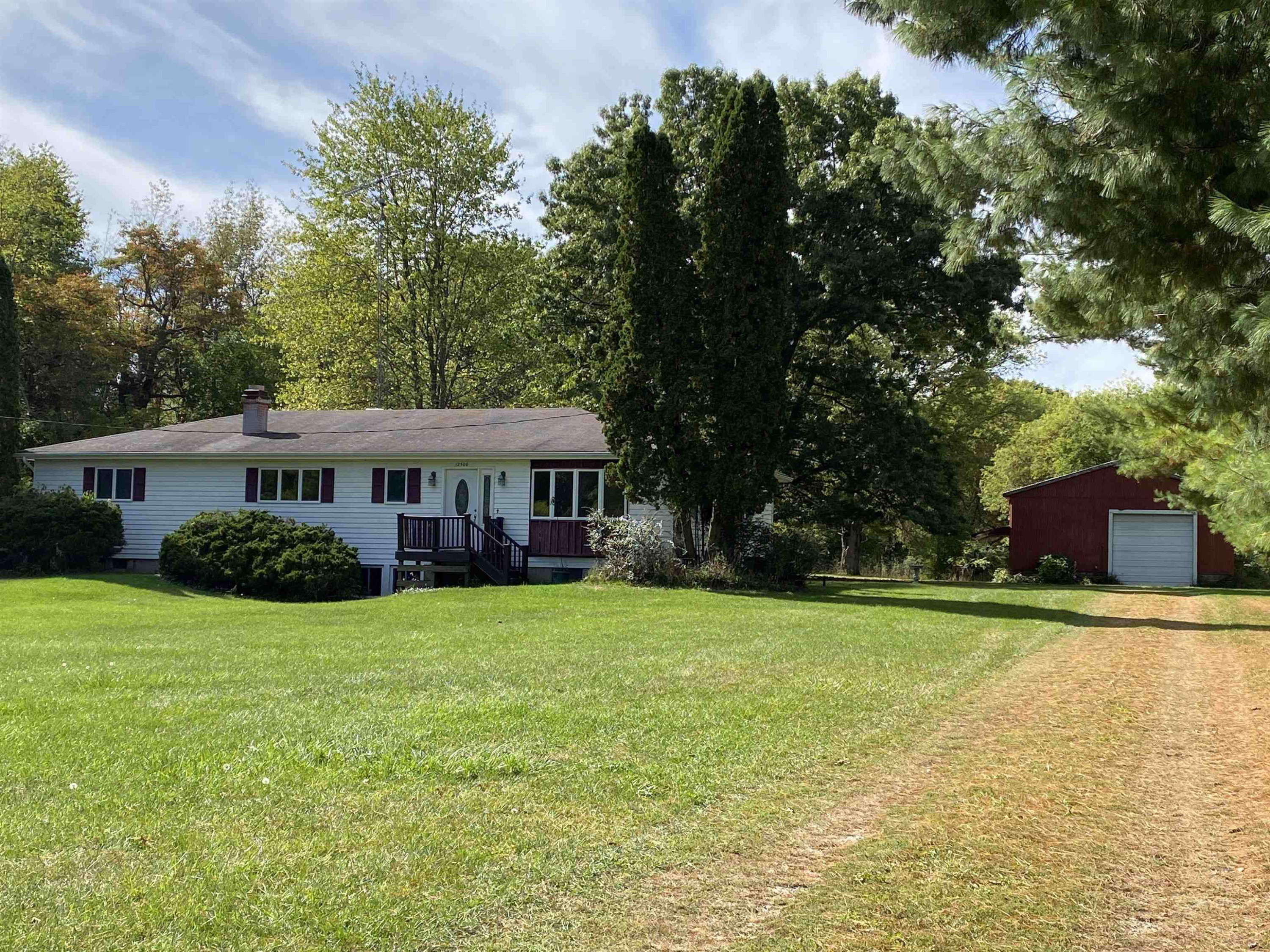 12500 Warner Road, Laingsburg, MI 48848 — front exterior