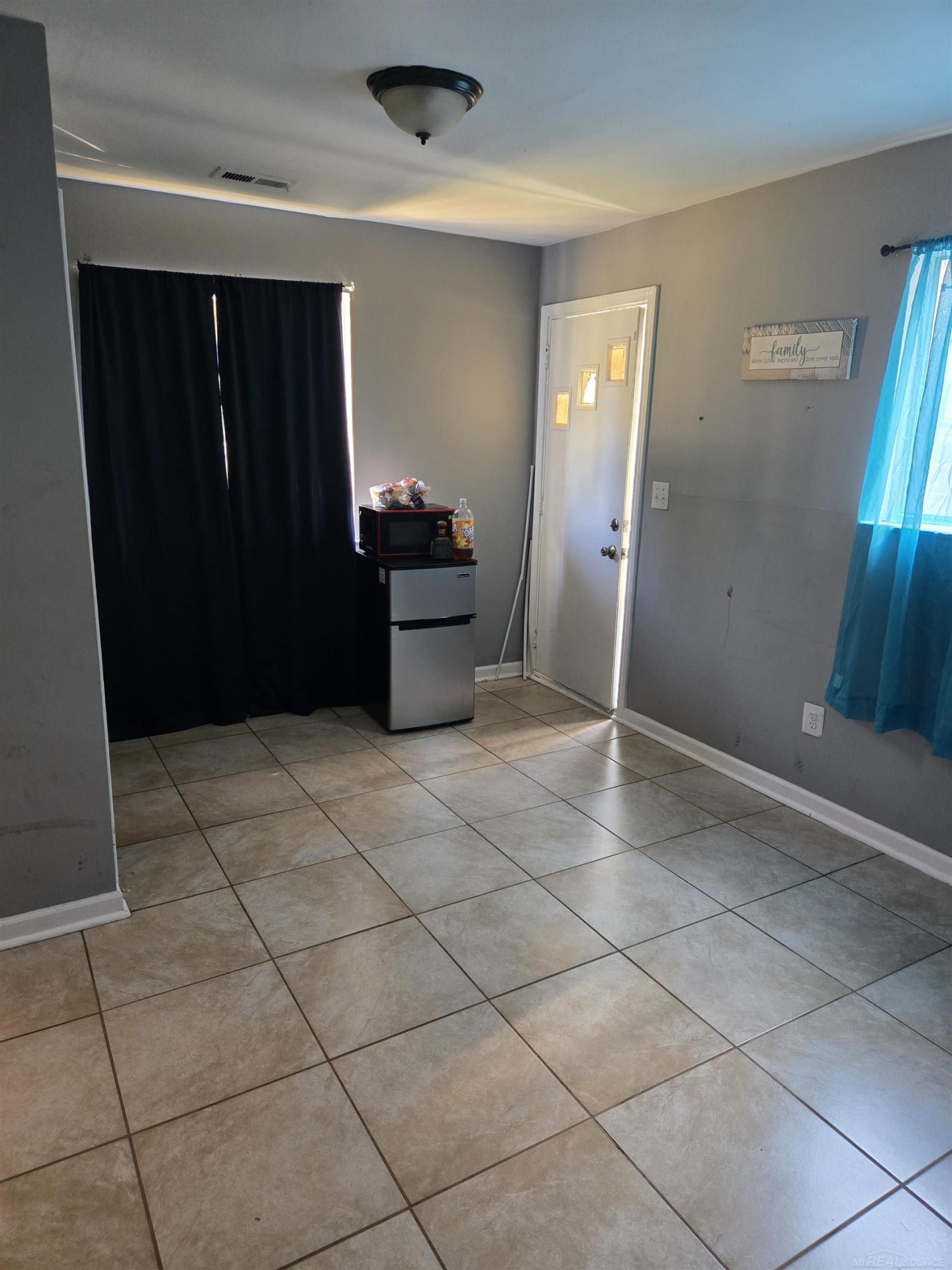 19437 CONLEY Street, Detroit, MI 48234 — Photo 6