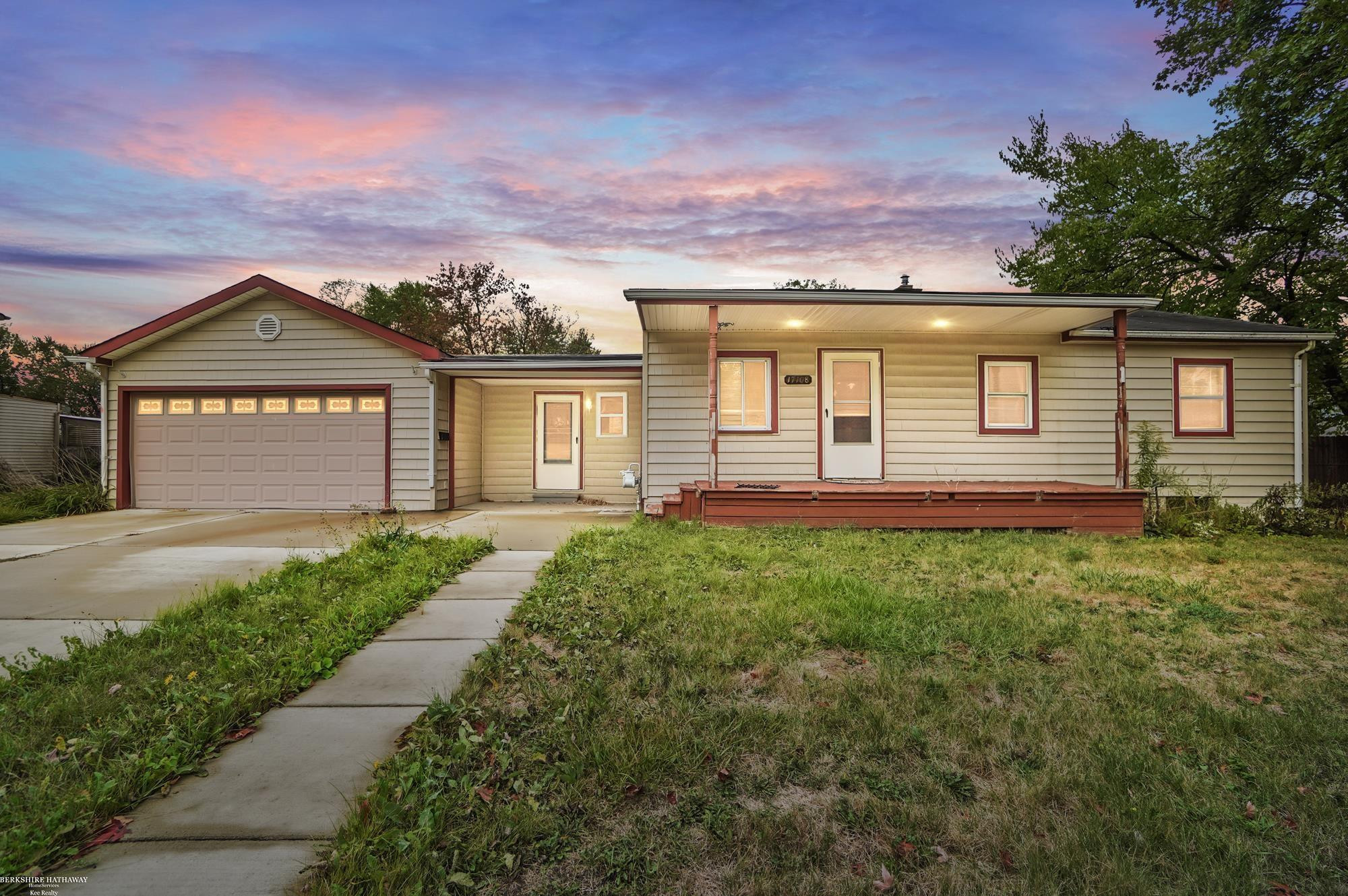 17108 Mulberry Street, Riverview, MI 48193 — front exterior