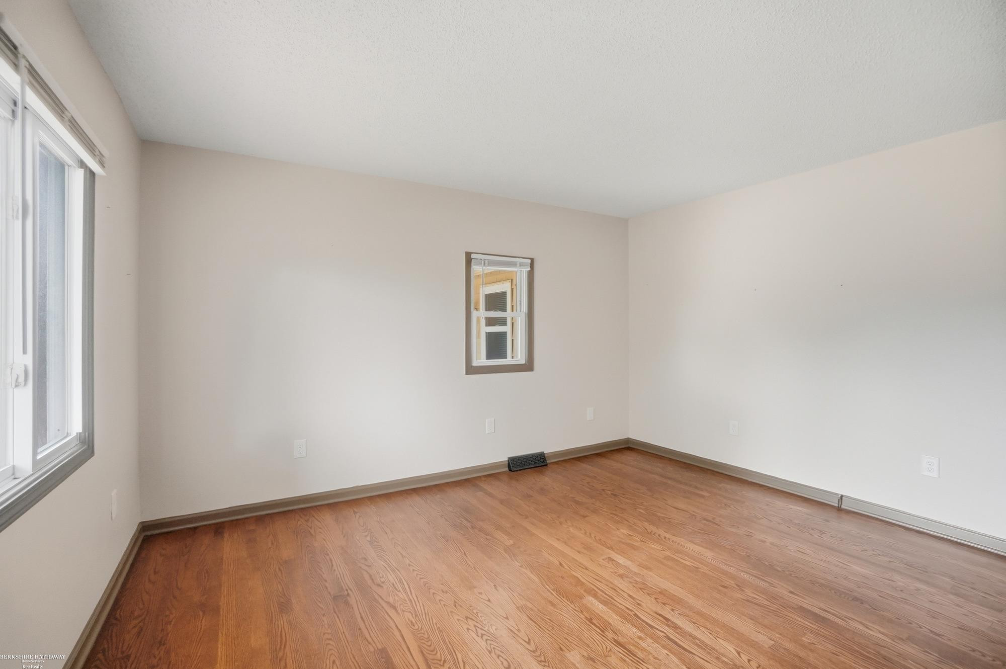 17108 Mulberry Street, Riverview, MI 48193 — Photo 6