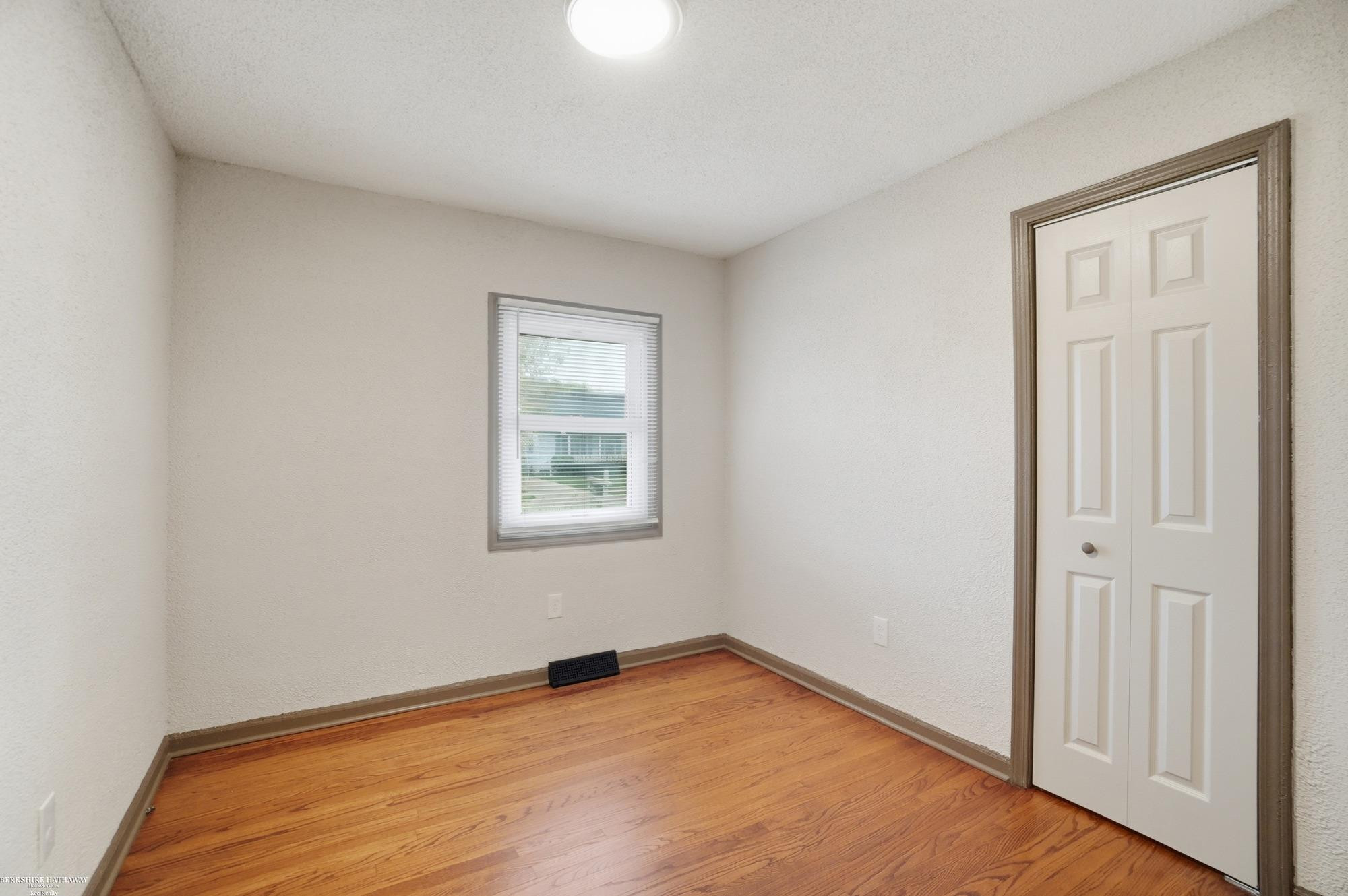 17108 Mulberry Street, Riverview, MI 48193 — Photo 19